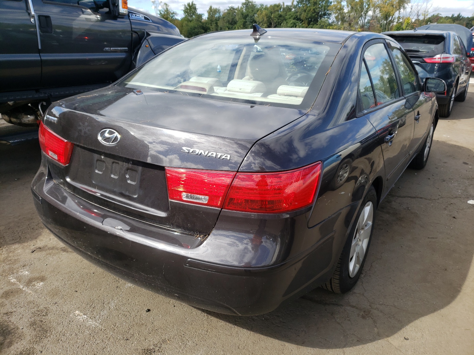 Photo 4 from auction – 2009 HYUNDAI SONATA GLS with VIN 5NPET46C29H444468