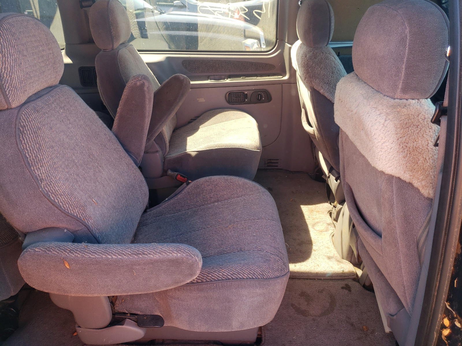 Photo 6 from auction – 1995 FORD WINDSTAR with VIN 2FMDA5140SBB58610