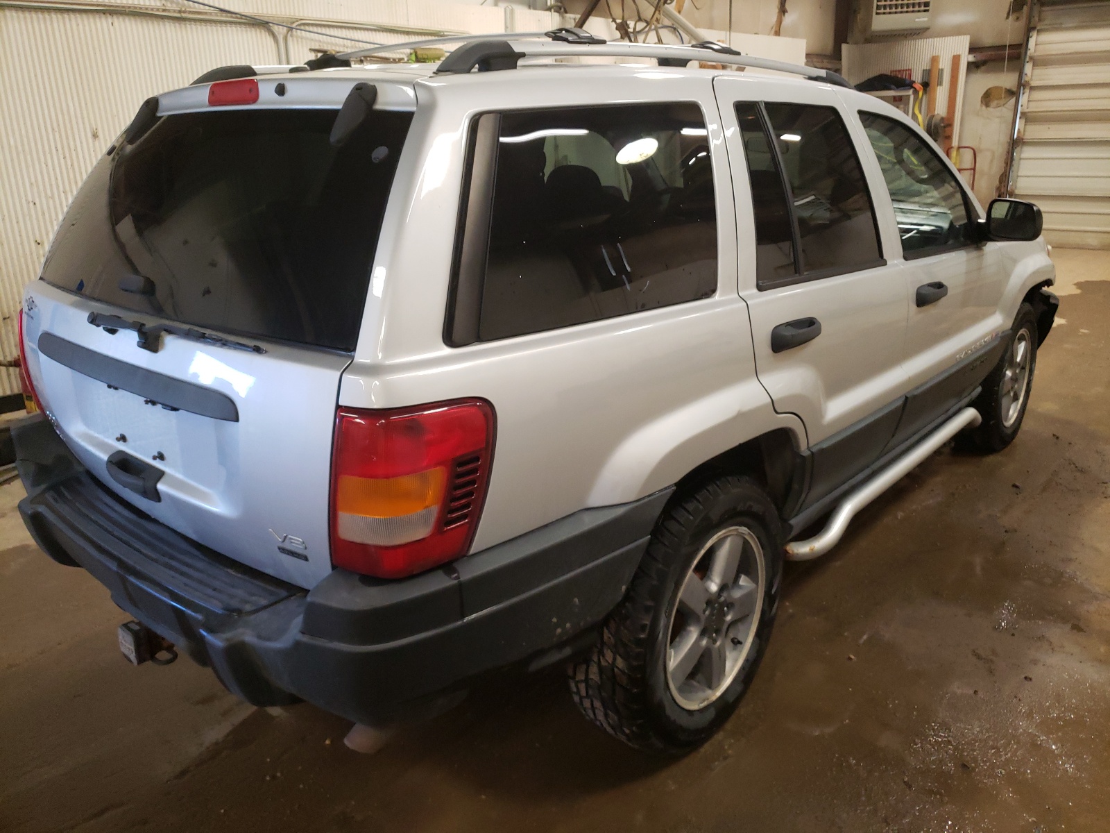 Photo 4 from auction – 2004 JEEP GRAND CHER with VIN 1J4GW48JX4C181561