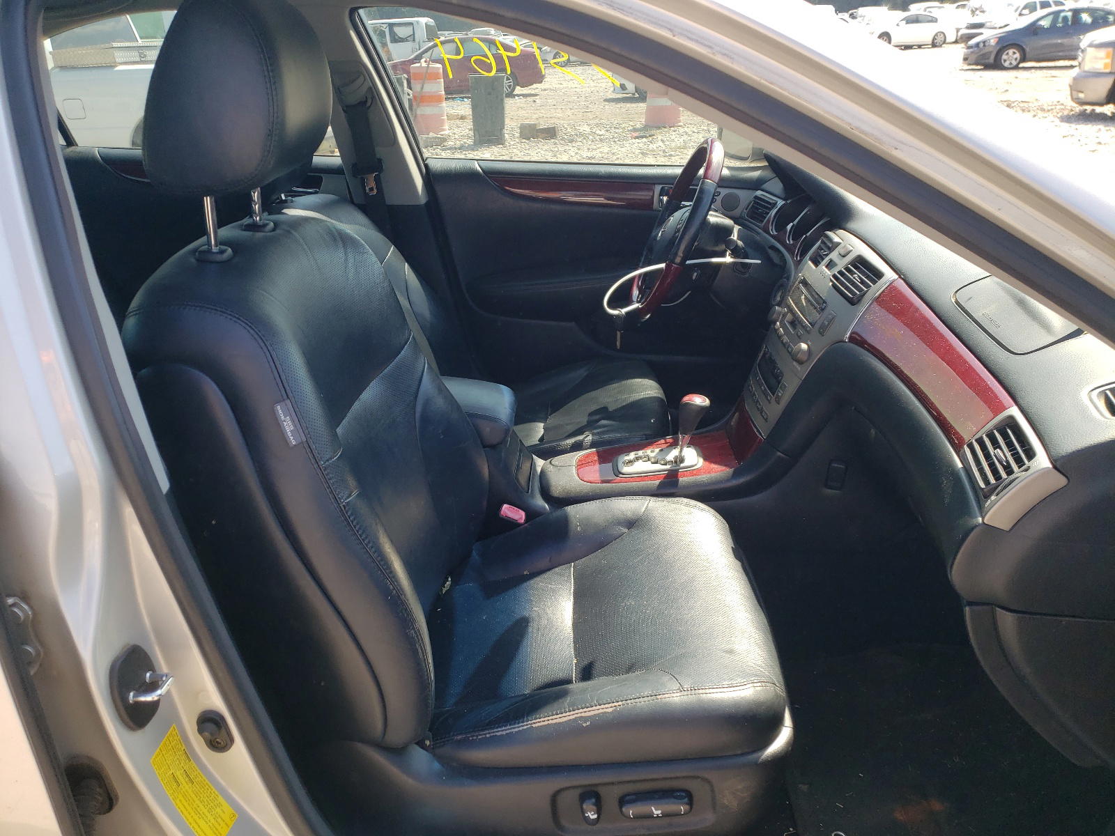 Photo 5 from auction – 2006 LEXUS ES 330 with VIN JTHBA30G365170965
