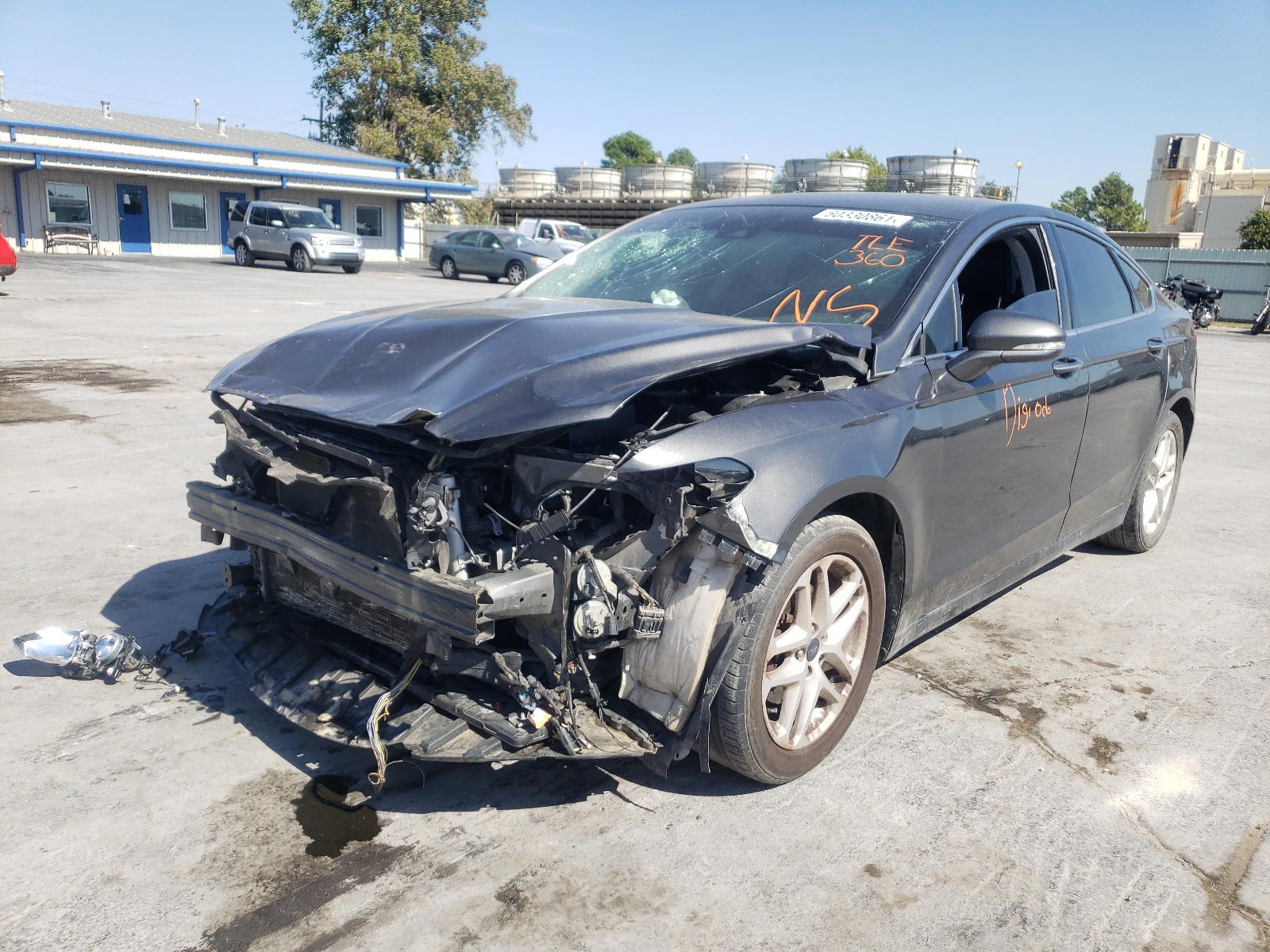 Photo 2 from auction – 2015 FORD FUSION SE with VIN 3FA6P0HD3FR308548