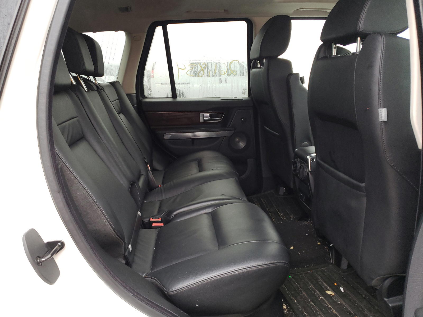 Photo 6 from auction – 2010 LAND ROVER RANGE ROVE with VIN SALSF2D48AA226467