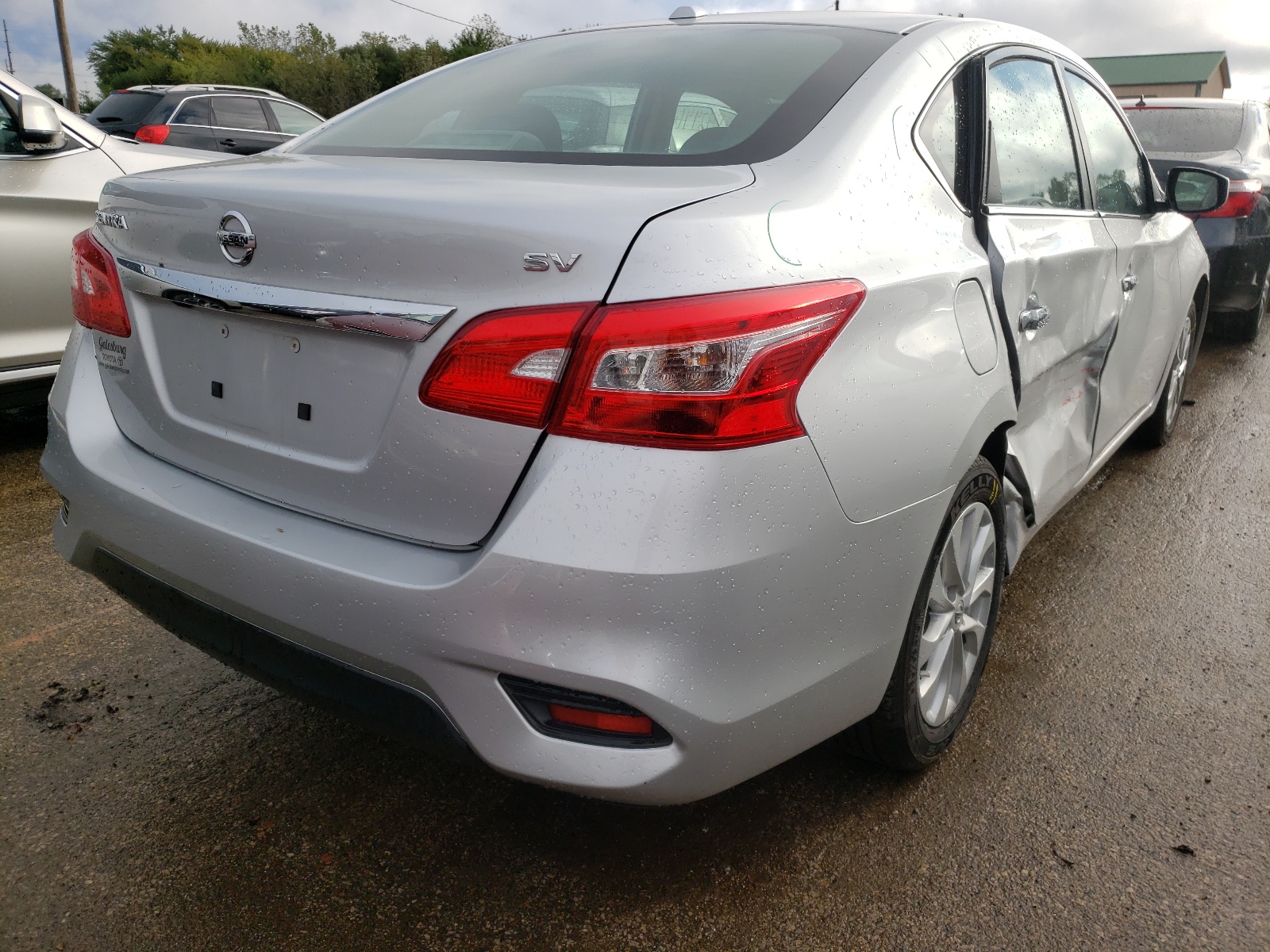 Photo 4 from auction – 2019 NISSAN SENTRA S with VIN 3N1AB7AP1KY306820