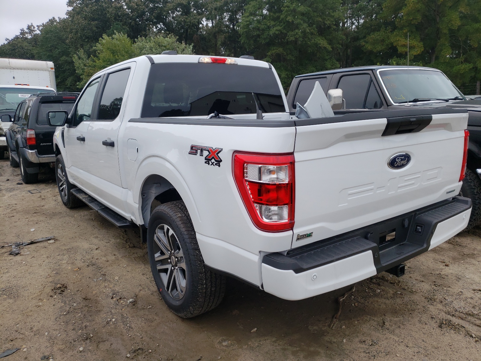 Photo 3 from auction – 2021 FORD F150 SUPER with VIN 1FTEW1EP3MFB60733
