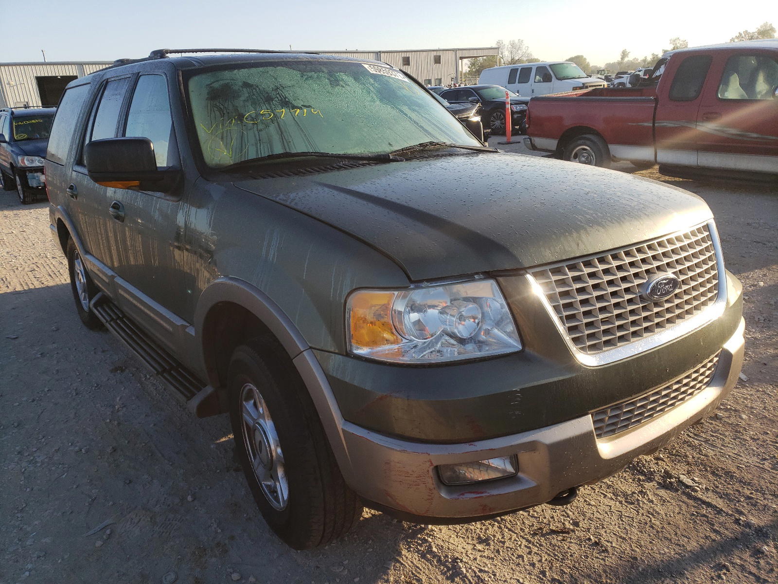 FORD EXPEDITION 2003 with VIN 1FMFU18L33LC57719 - Photo from auction