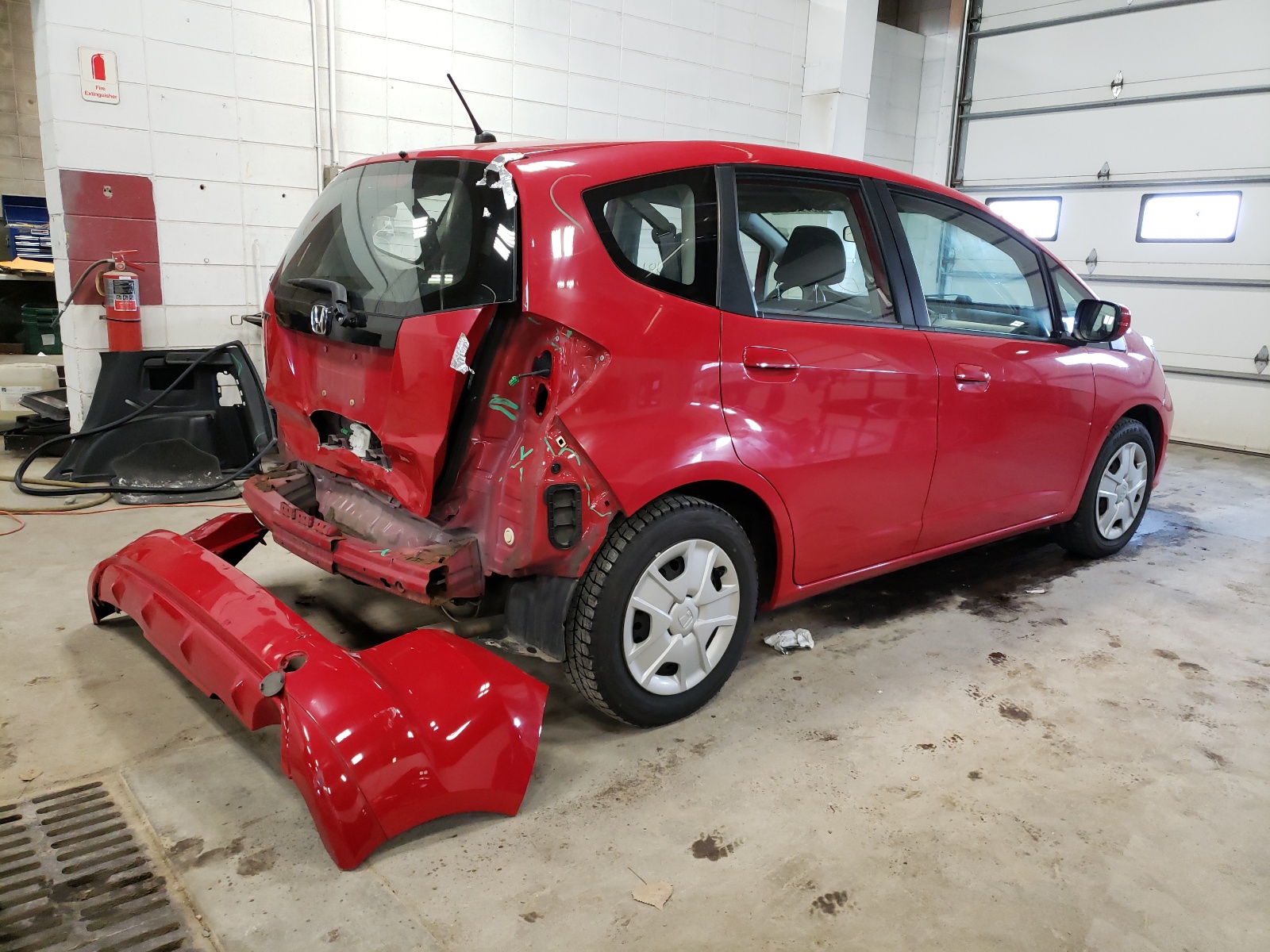 Photo 4 from auction – 2013 HONDA FIT with VIN JHMGE8H3XDC037380