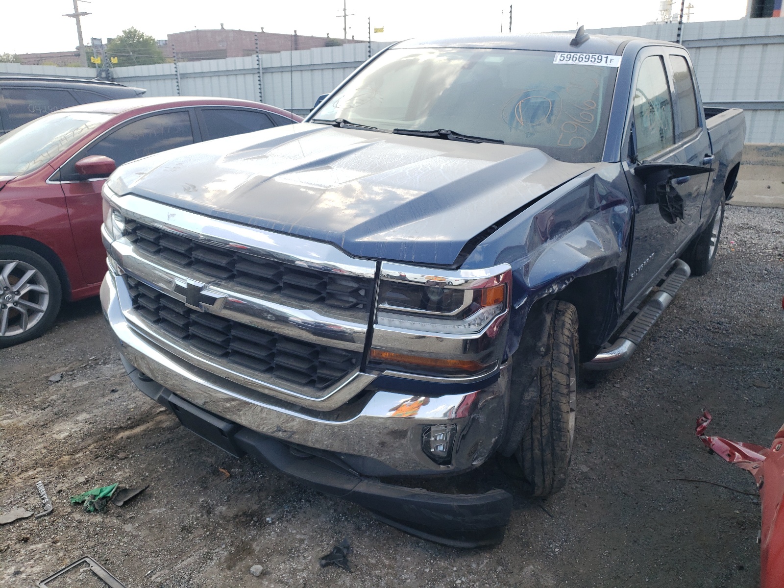 Photo 2 from auction – 2016 CHEVROLET SILVERADO with VIN 1GCVKREC0GZ303194