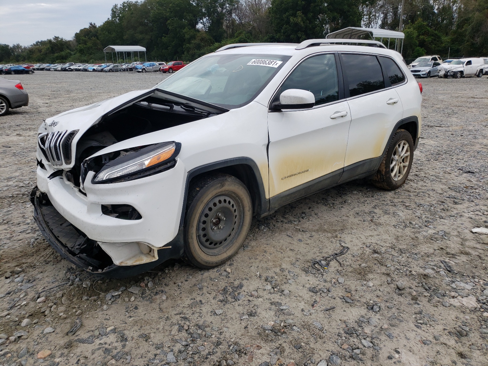 Photo 2 from auction – 2015 JEEP CHEROKEE L with VIN 1C4PJLCB8FW707928