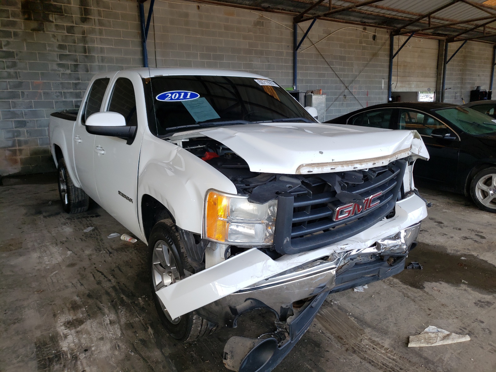 GMC SIERRA C15 2011 with VIN 3GTP1TE01BG216220 - Photo from auction