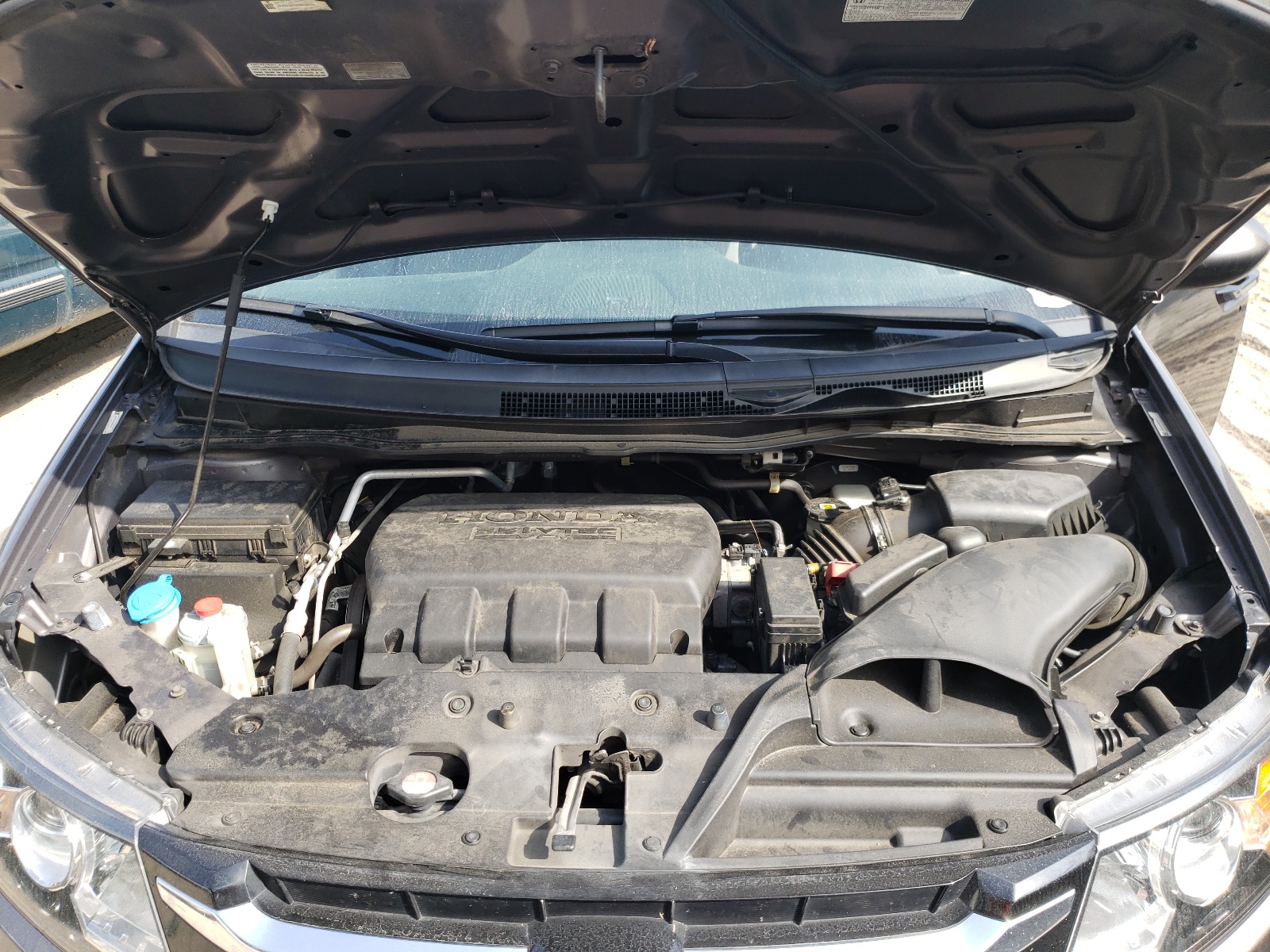 Photo 7 from auction – 2016 HONDA ODYSSEY SE with VIN 5FNRL5H33GB090153