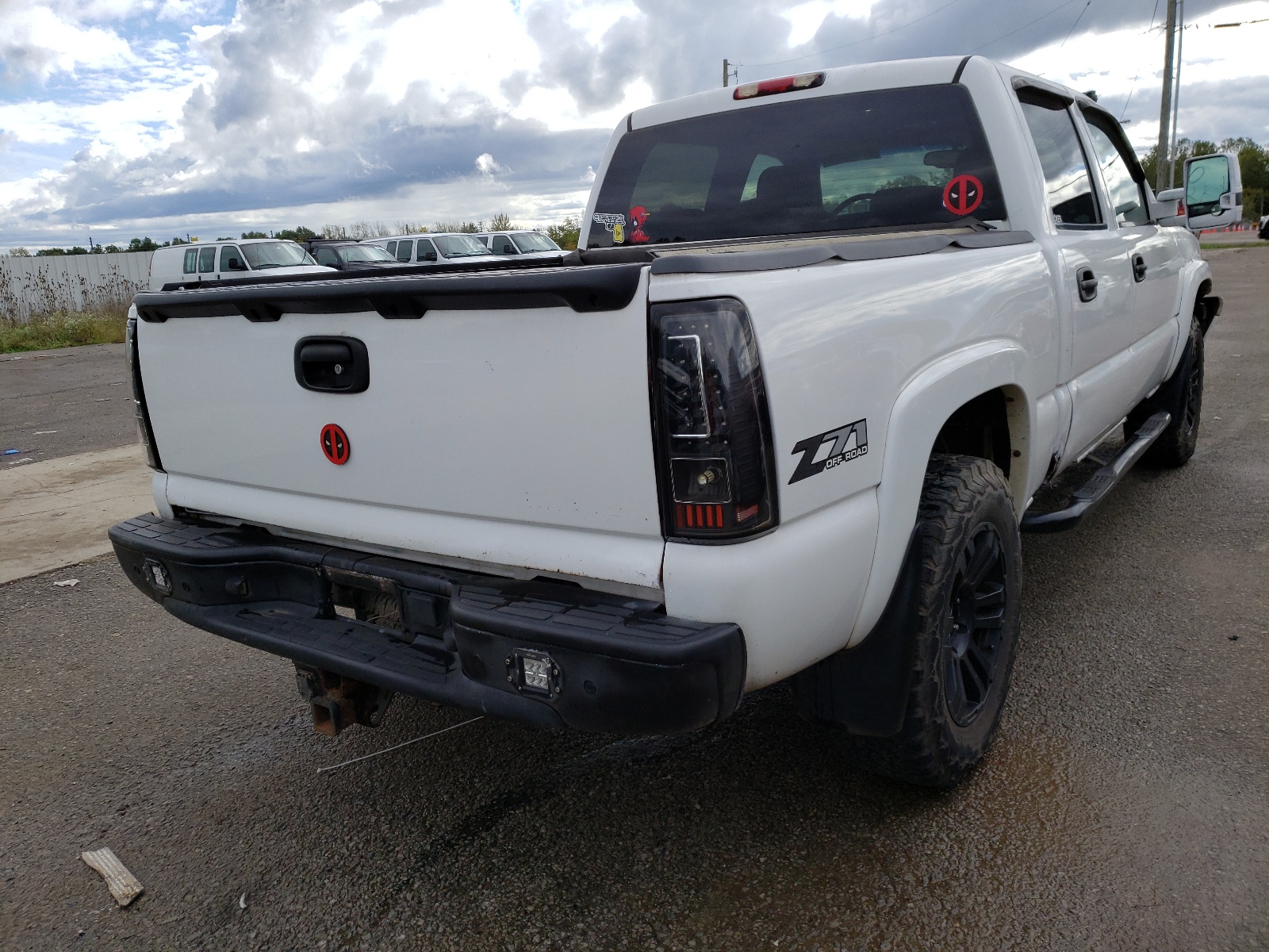 Photo 4 from auction – 2005 CHEVROLET SILVERADO with VIN 2GCEK13T251221719