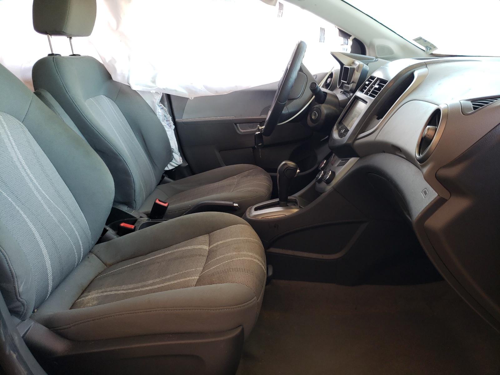 Photo 5 from auction – 2016 CHEVROLET SONIC LT with VIN 1G1JC5SH6G4185484