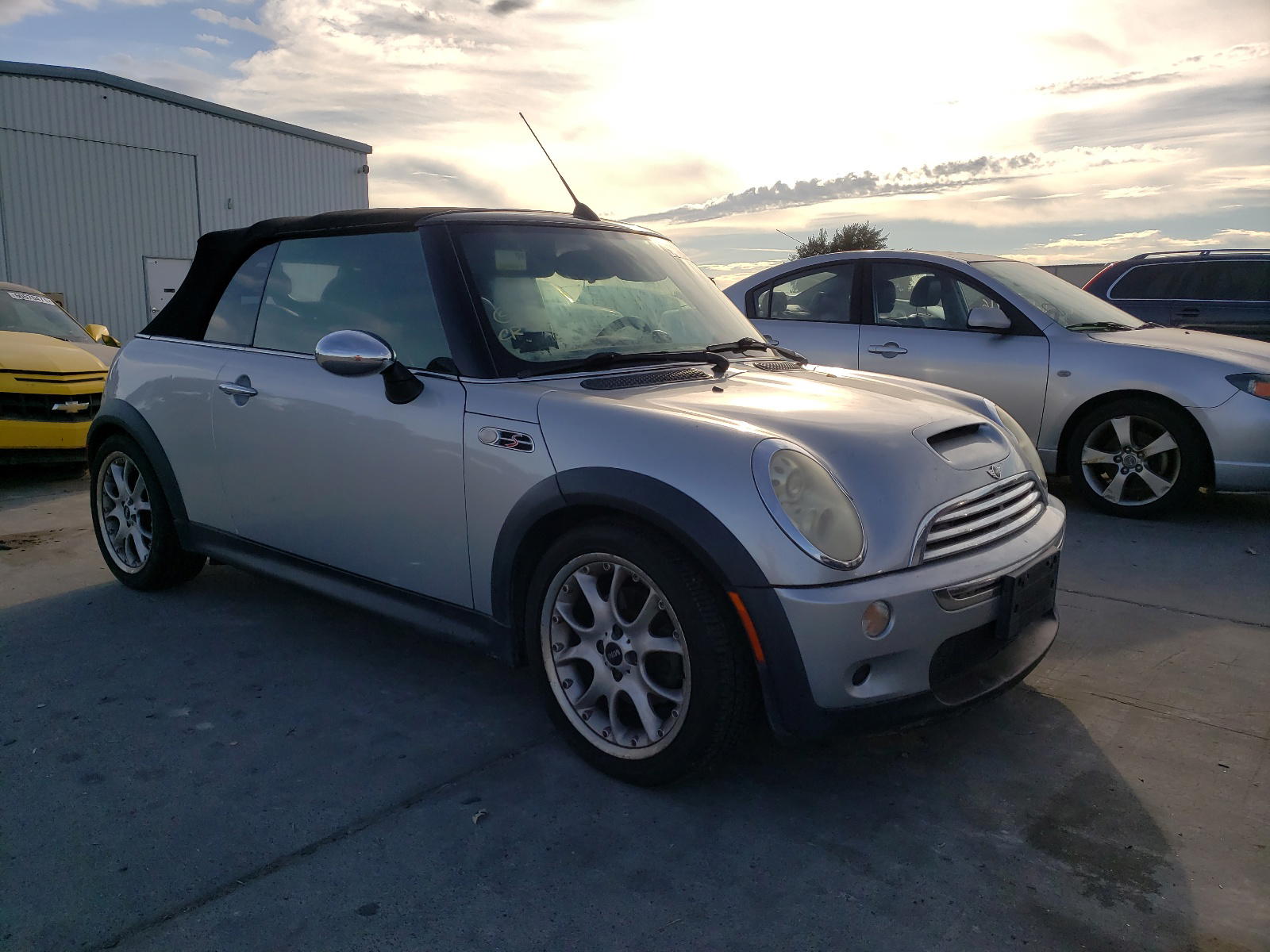 MINI COOPER S 2005 with VIN WMWRH33535TK56516 - Photo from auction