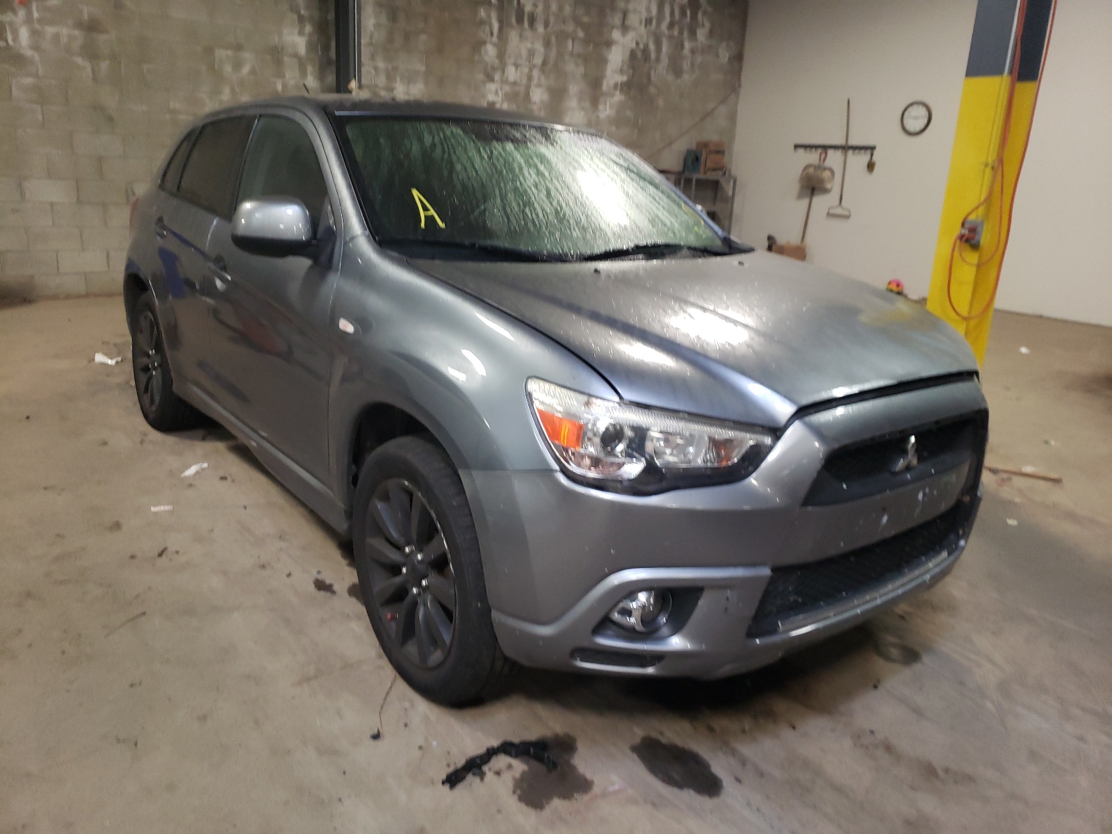 MITSUBISHI OUTLANDER 2011 z numerem VIN JA4AR4AU8BZ017026 - Zdjęcie z aukcji