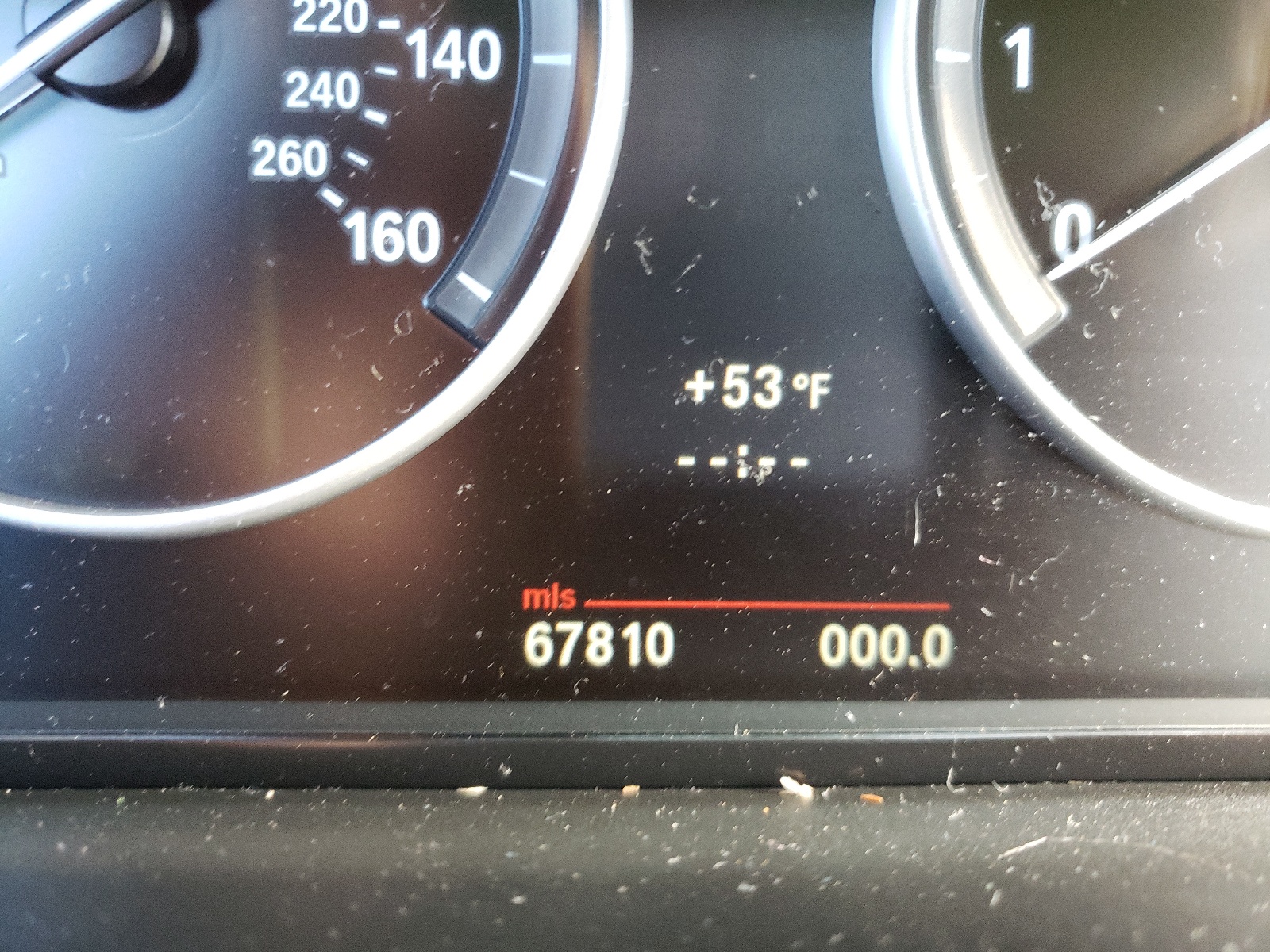 Photo 8 from auction – 2013 BMW 528 XI with VIN WBAXH5C56DD111076