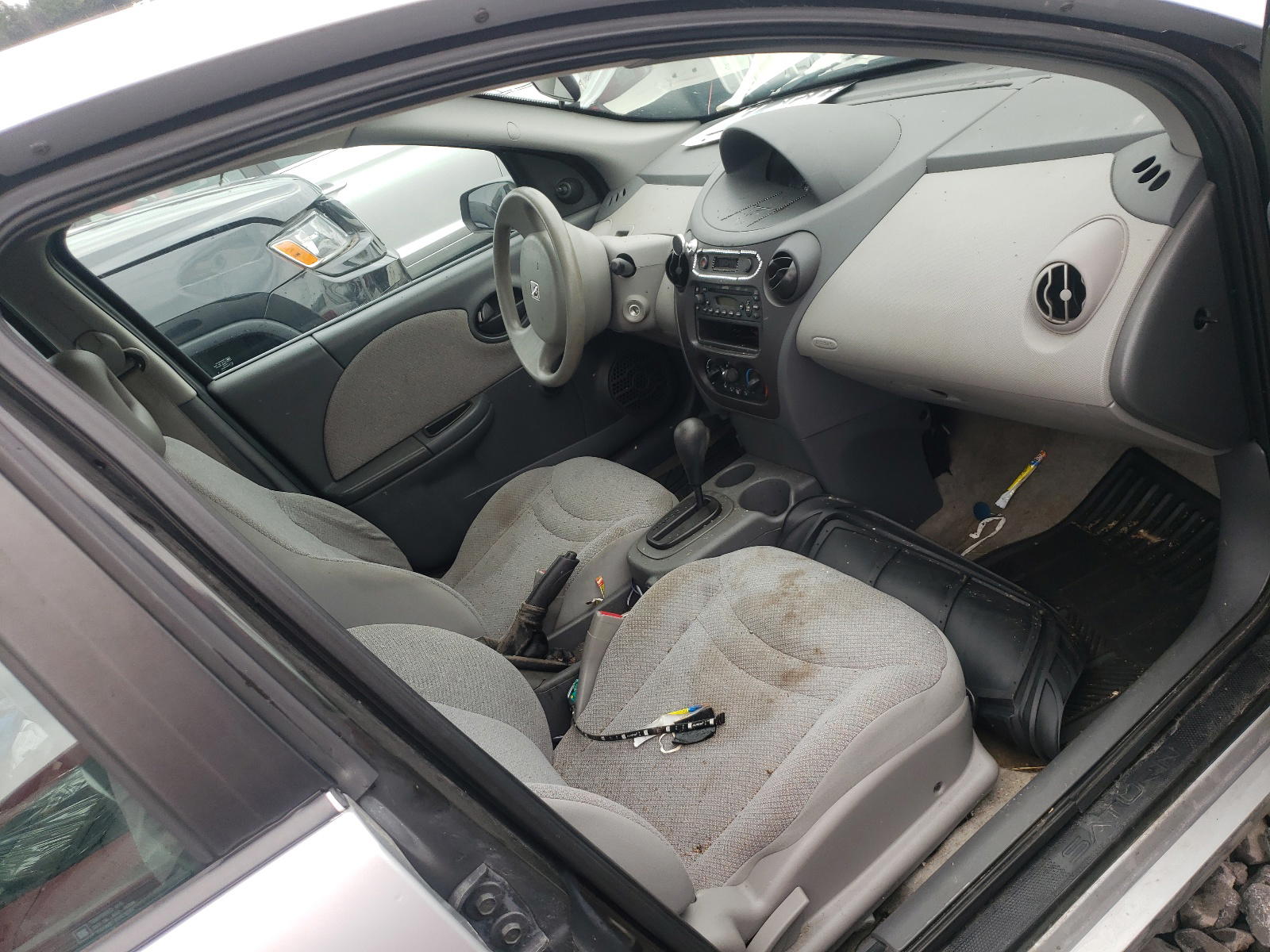 Photo 5 from auction – 2003 SATURN ION LEVEL with VIN 1G8AG52F23Z152385