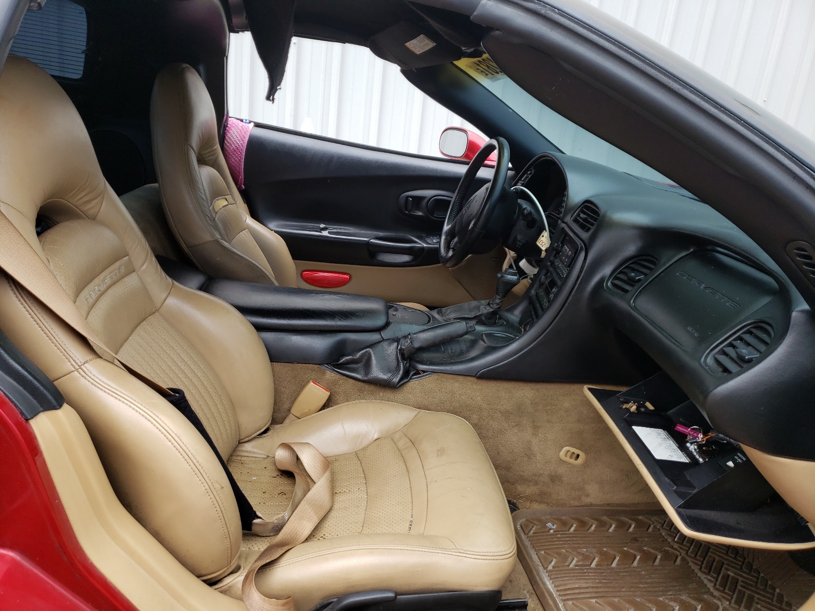 Photo 5 from auction – 2004 CHEVROLET CORVETTE with VIN 1G1YY22G845105890
