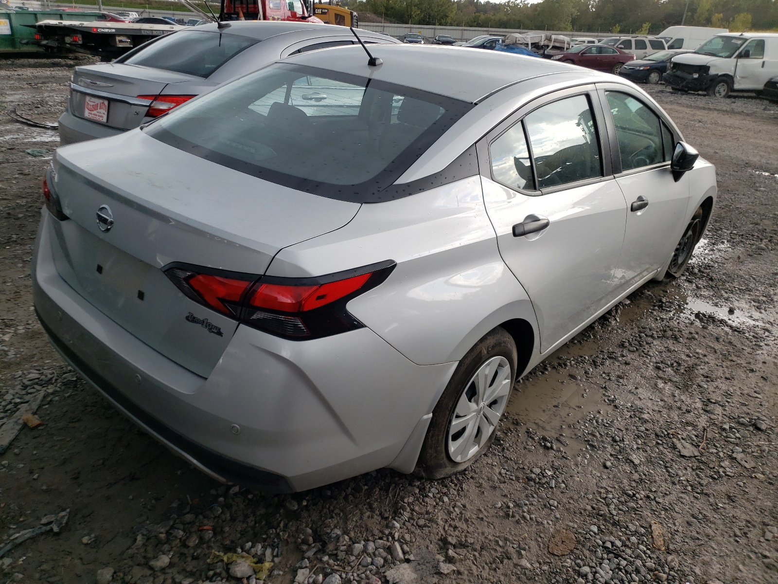 Photo 4 from auction – 2021 NISSAN VERSA S with VIN 3N1CN8DV6ML812644