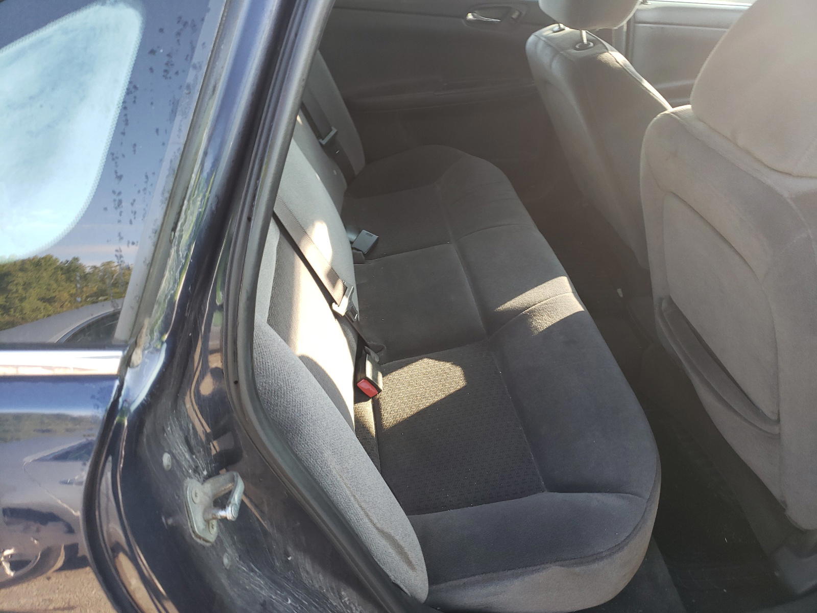Photo 6 from auction – 2011 CHEVROLET IMPALA LS with VIN 2G1WF5EK9B1312902