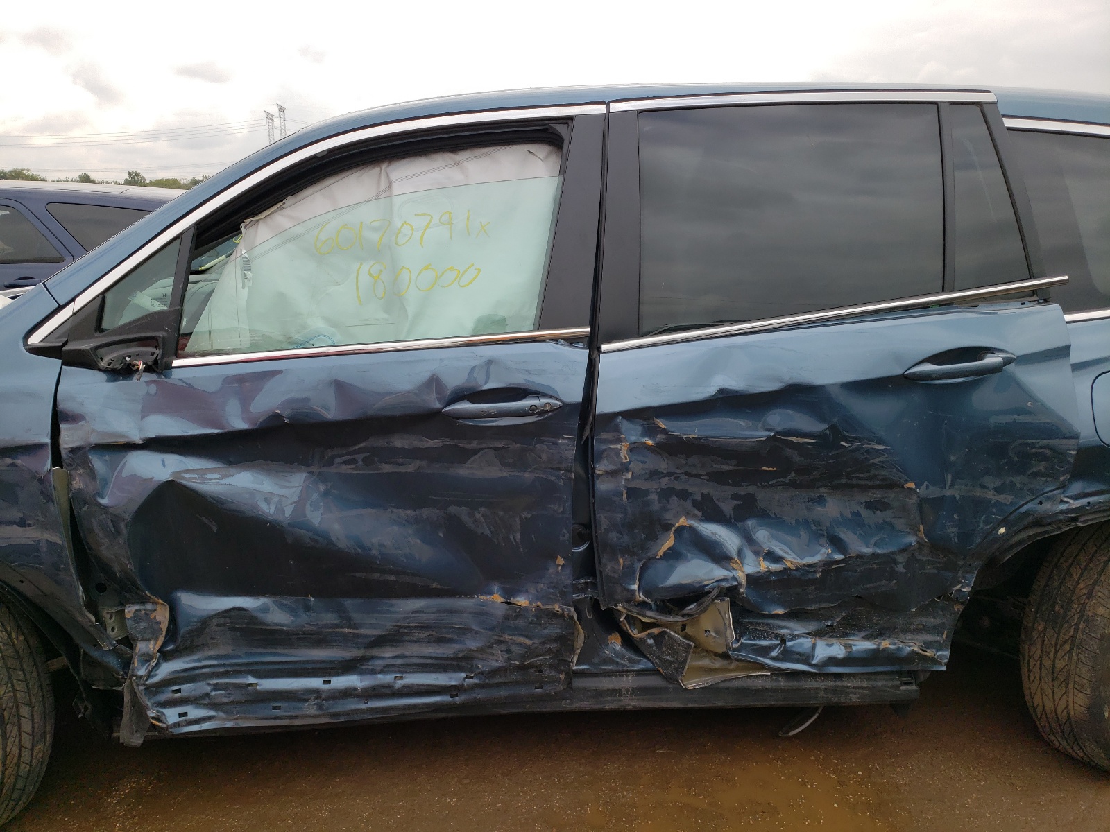Photo 9 from auction – 2020 HONDA PILOT EXL with VIN 5FNYF5H5XLB016288