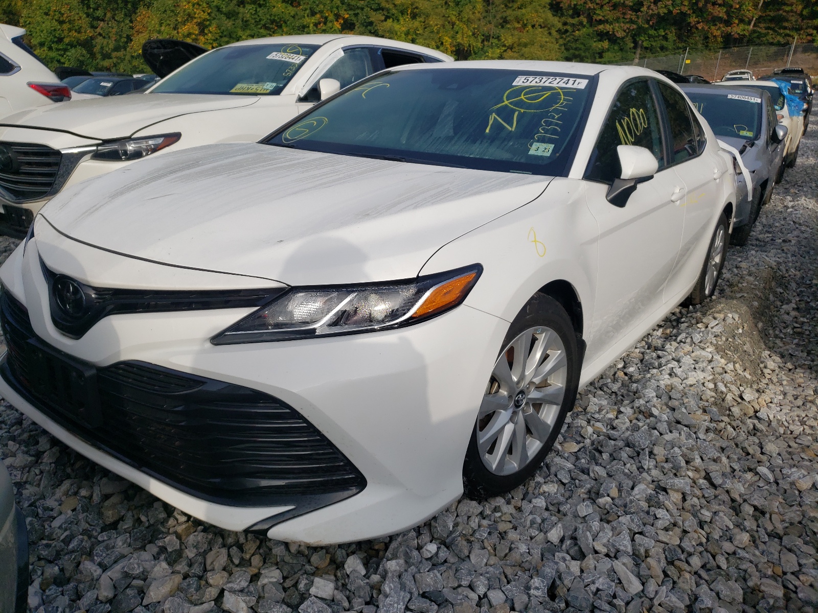 Photo 2 from auction – 2020 TOYOTA CAMRY LE with VIN 4T1C11AK2LU335298