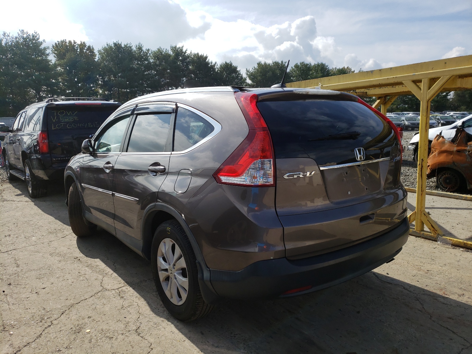 Photo 3 from auction – 2014 HONDA CR-V EXL with VIN 2HKRM4H73EH656272