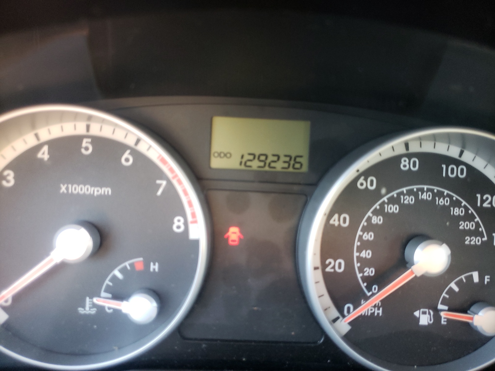 Photo 8 from auction – 2008 HYUNDAI ACCENT GLS with VIN KMHCN46C78U214331