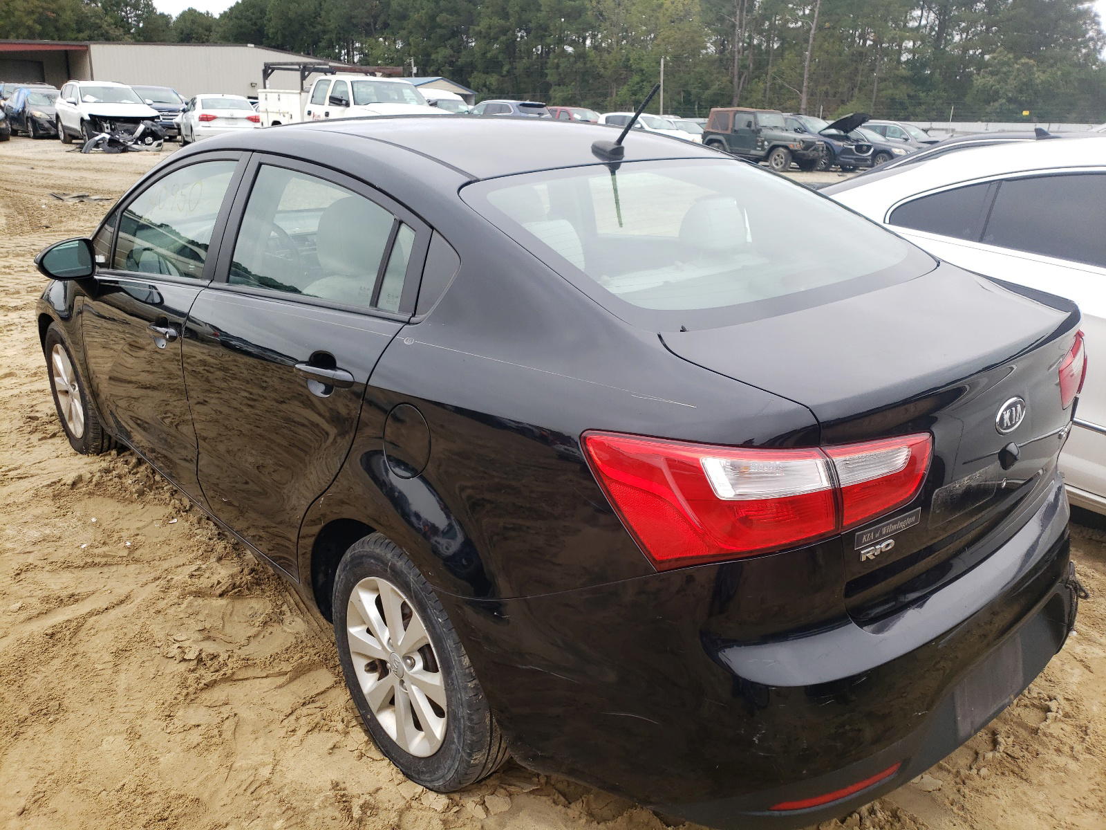 Photo 3 from auction – 2013 KIA RIO EX with VIN KNADN4A37D6100082
