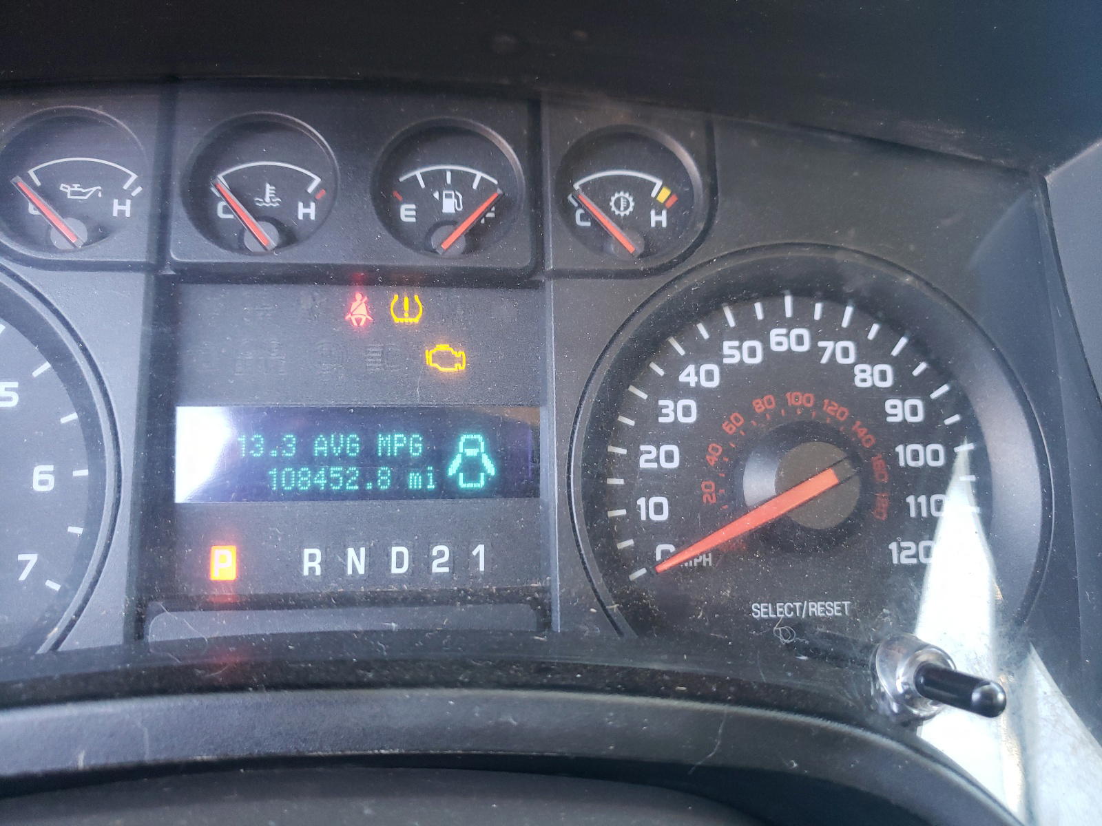 Photo 8 from auction – 2010 FORD F150 with VIN 1FTMF1CW8AKB66794
