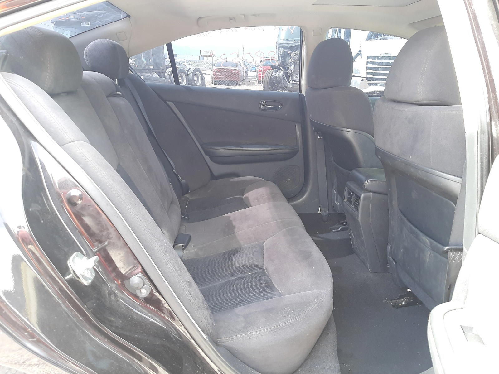 Photo 6 from auction – 2014 NISSAN MAXIMA S with VIN 1N4AA5AP5EC460258