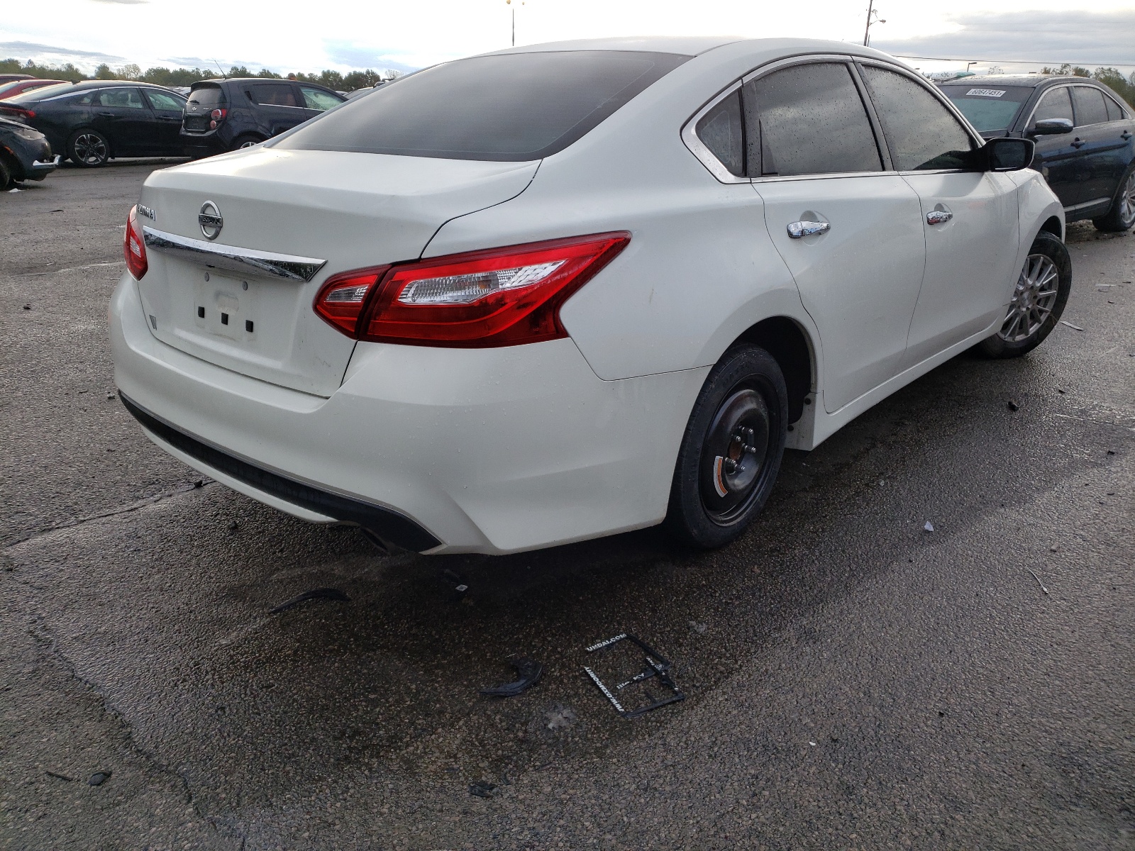 Photo 4 from auction – 2016 NISSAN ALTIMA 2.5 with VIN 1N4AL3AP9GC178299
