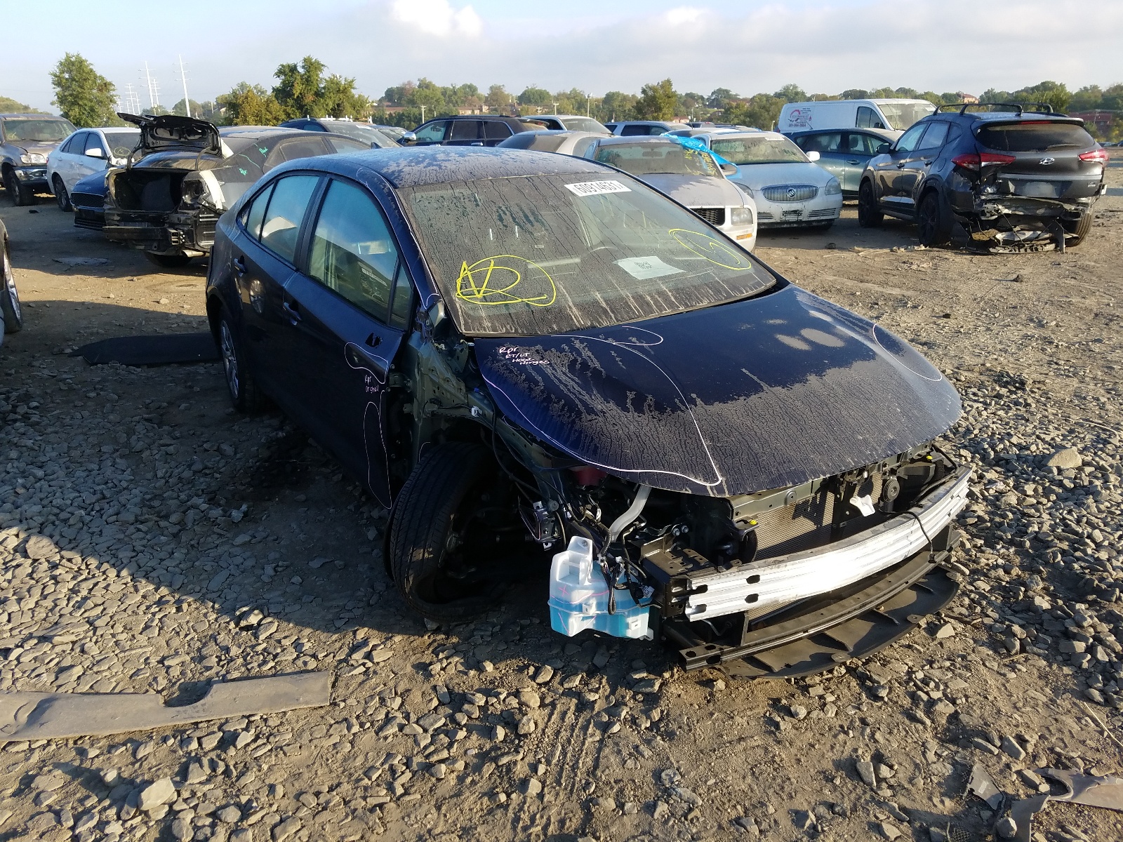 TOYOTA COROLLA LE 2020 with VIN 5YFEPRAE7LP124602 - Photo from auction