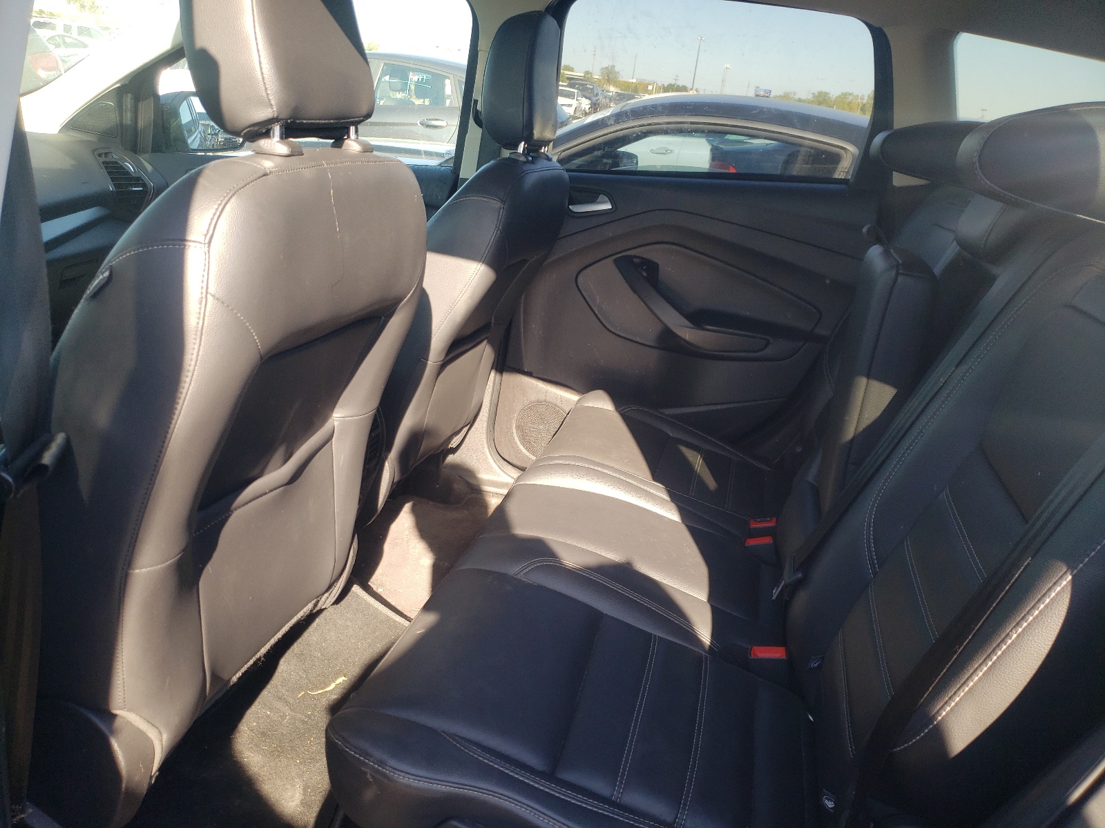 Photo 6 from auction – 2018 FORD ESCAPE SEL with VIN 1FMCU9HD5JUA90166
