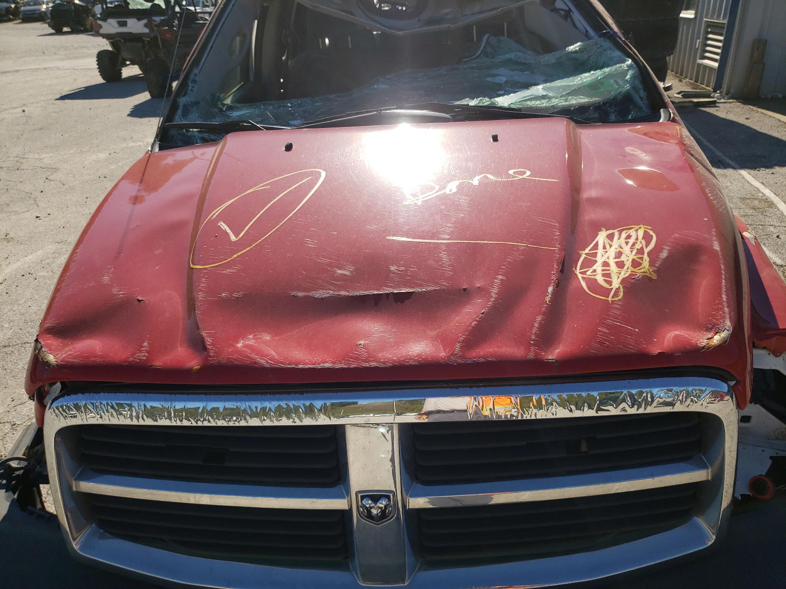Photo 7 from auction – 2005 DODGE DURANGO ST with VIN 1D4HB38N85F619628