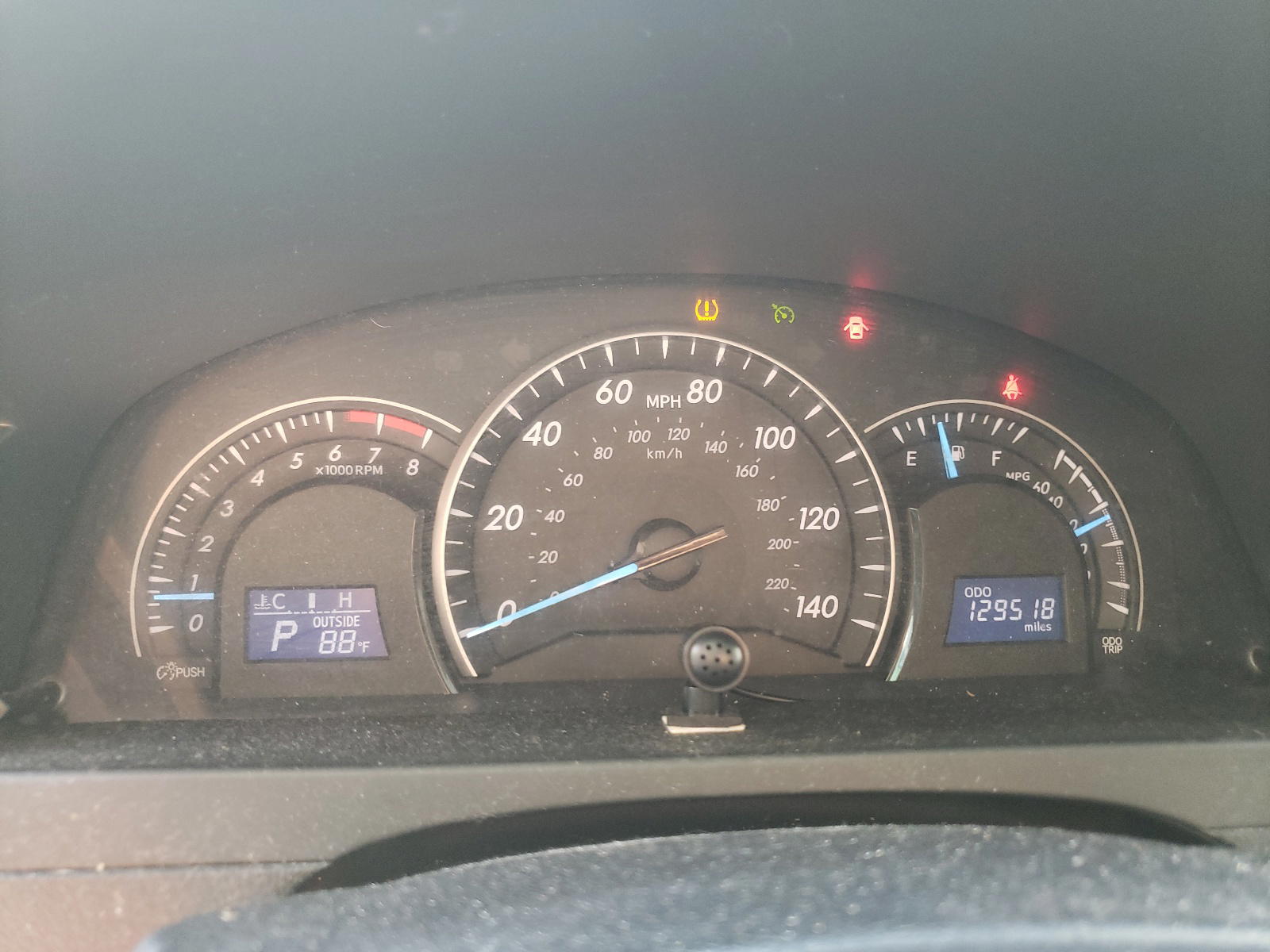 Photo 8 from auction – 2012 TOYOTA CAMRY BASE with VIN 4T1BF1FK2CU592273