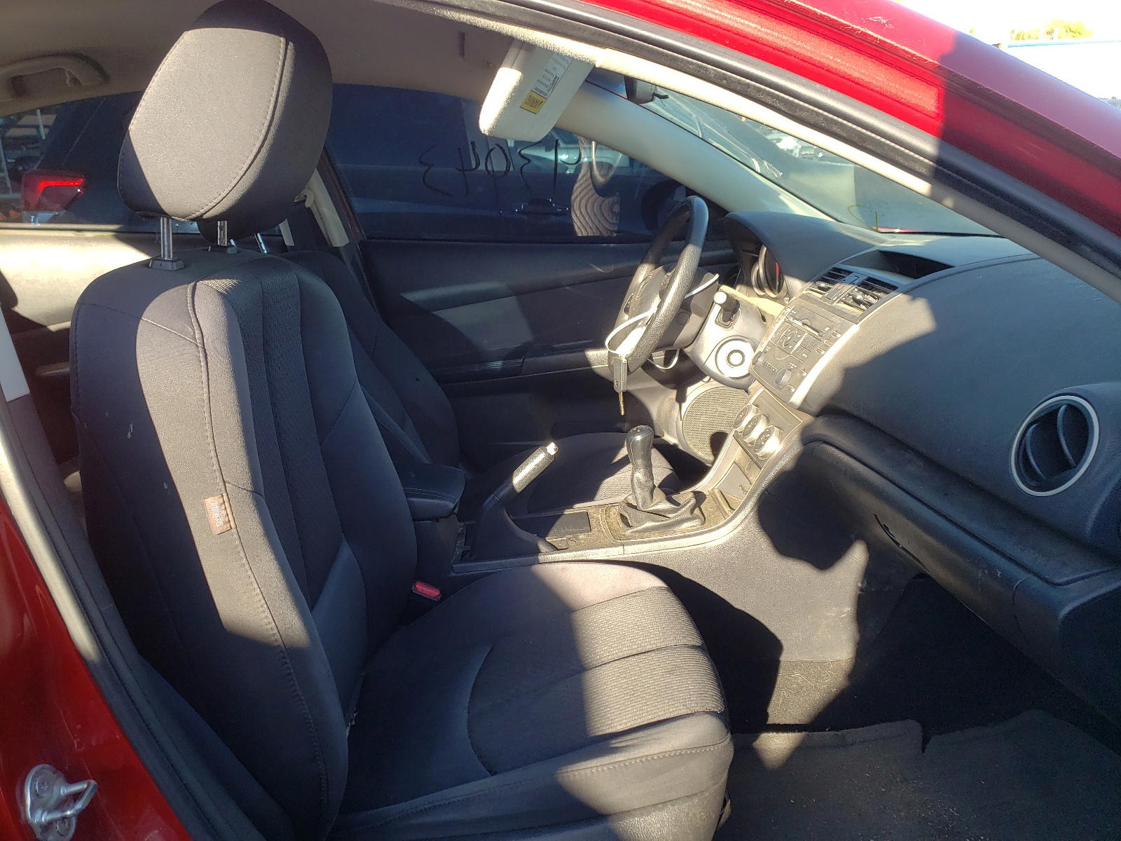 Photo 5 from auction – 2011 MAZDA 6 I with VIN 1YVHZ8BH4B5M16384
