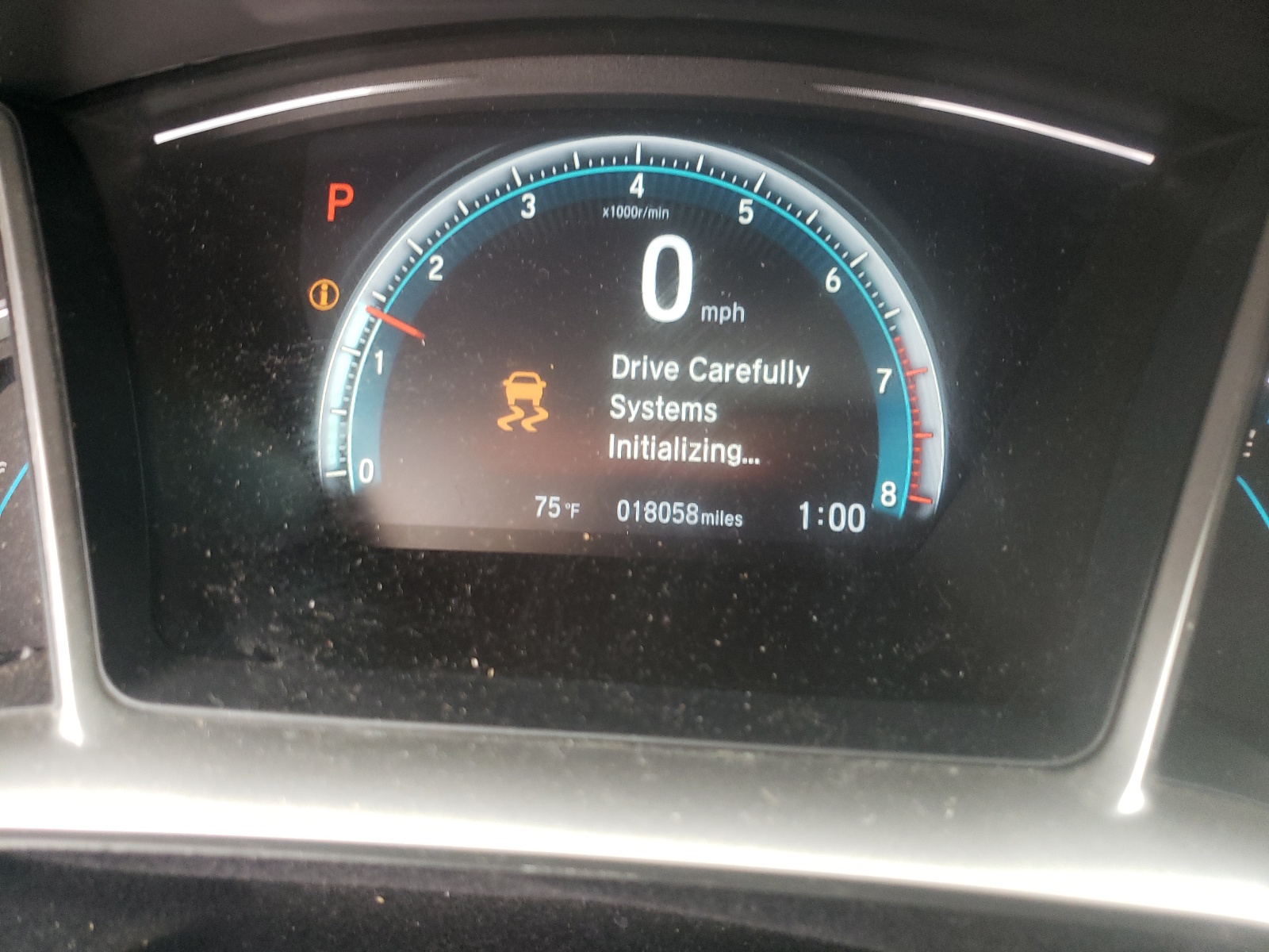 Photo 8 from auction – 2018 HONDA CIVIC EX with VIN 2HGFC2F73JH548364