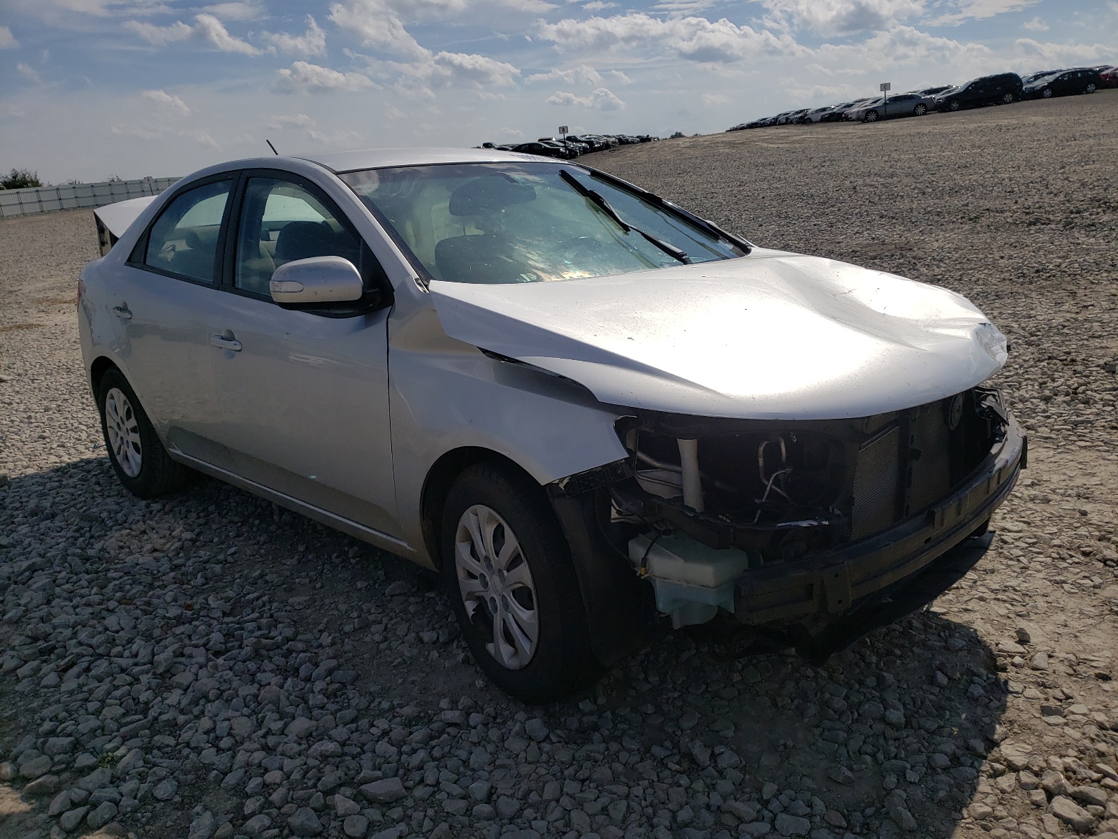 Photo 1 from auction – 2010 KIA FORTE EX with VIN KNAFU4A22A5185949