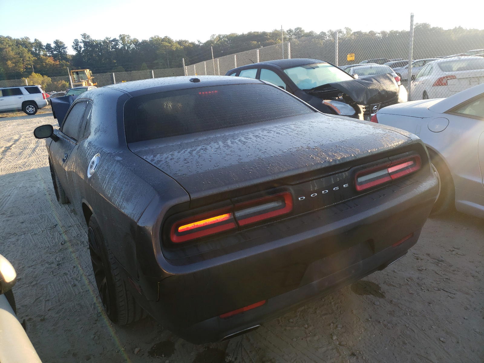 Photo 3 from auction – 2016 DODGE CHALLENGER with VIN 2C3CDZAG8GH129115