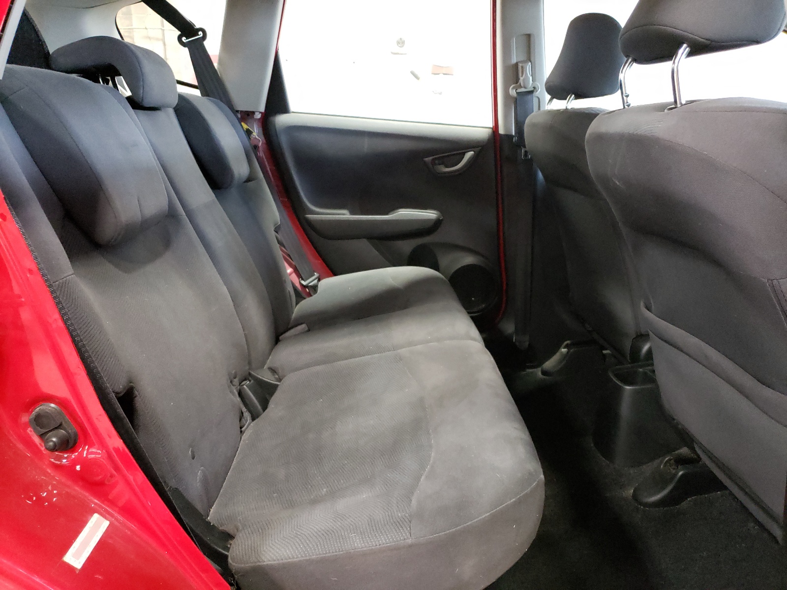 Photo 6 from auction – 2013 HONDA FIT with VIN JHMGE8H3XDC037380