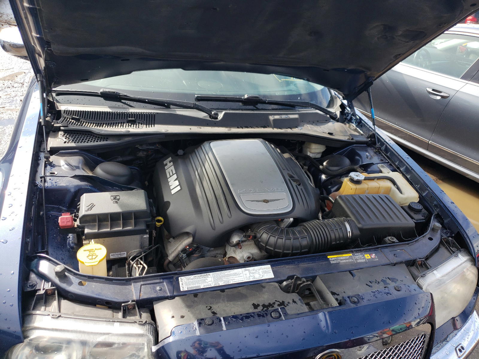 Photo 7 from auction – 2005 CHRYSLER 300C with VIN 2C3AA63H25H592000