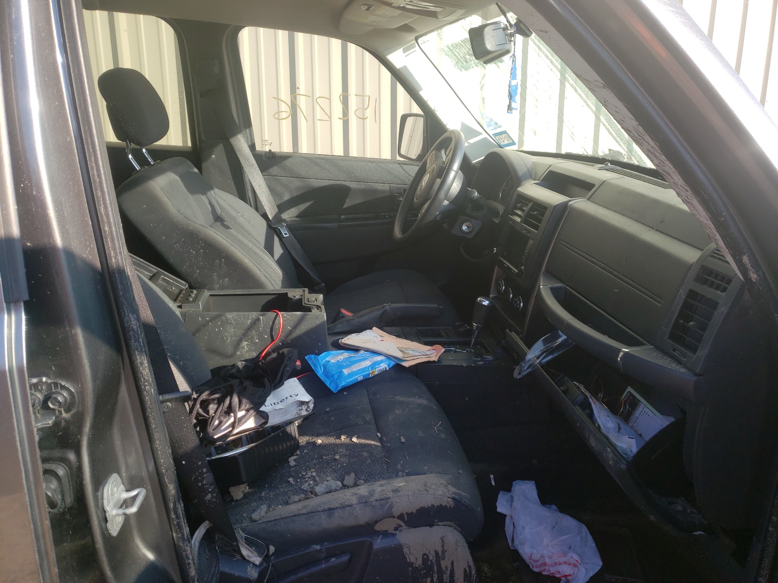 Photo 5 from auction – 2012 JEEP LIBERTY SP with VIN 1C4PJMAK0CW162215
