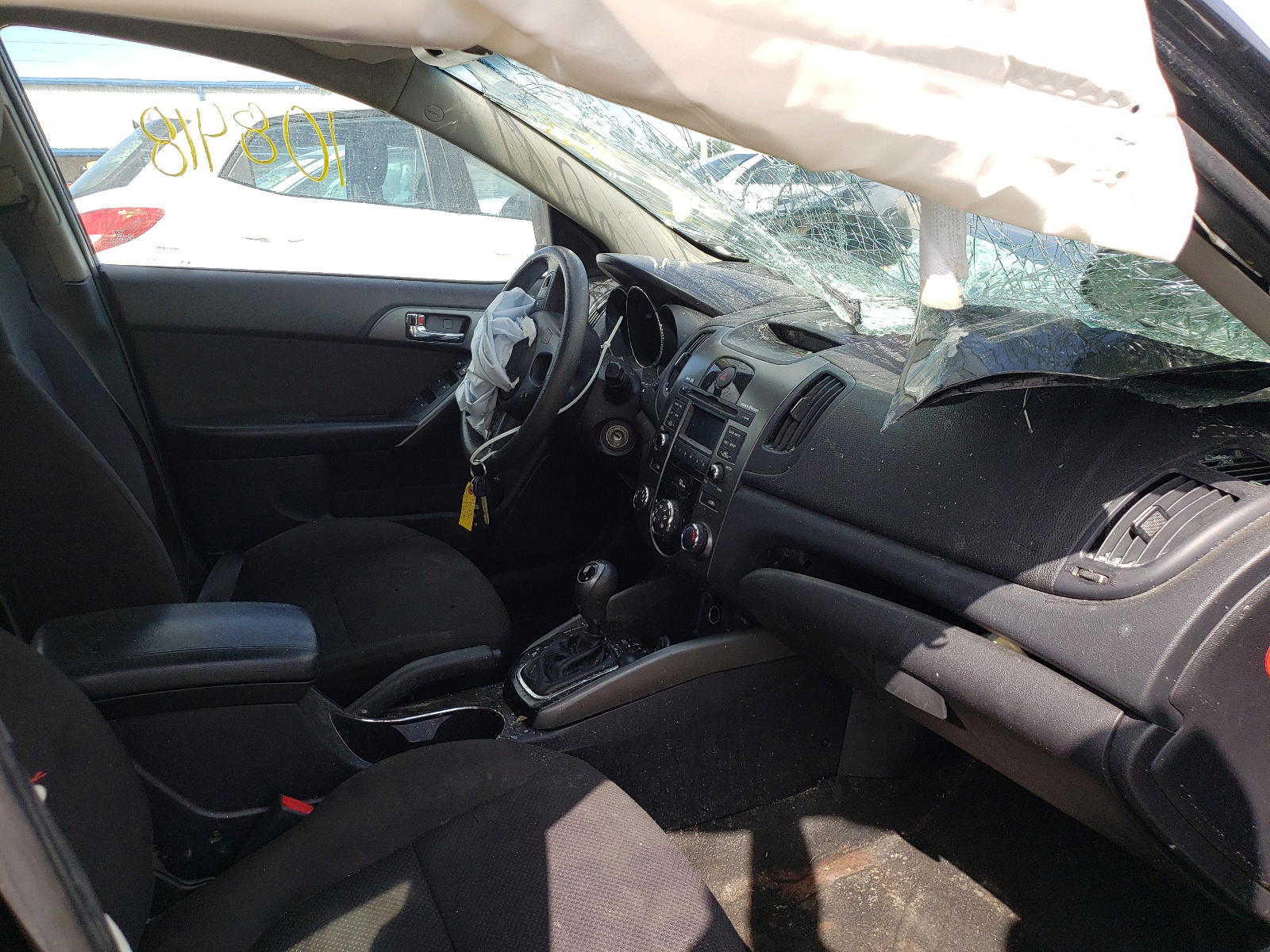 Photo 5 from auction – 2013 KIA FORTE EX with VIN KNAFU4A27D5703770