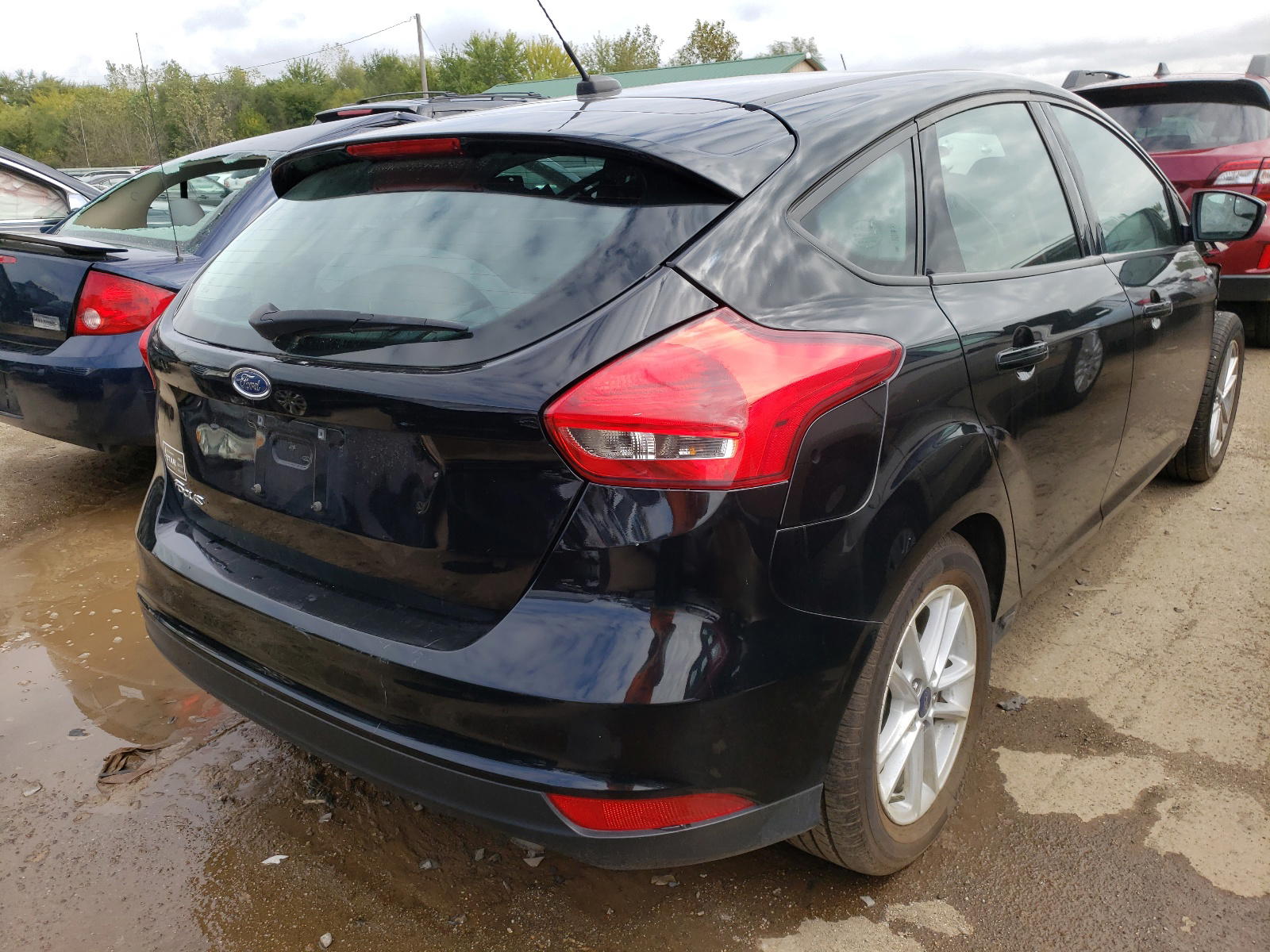 Photo 4 from auction – 2018 FORD FOCUS SE with VIN 1FADP3K28JL320329