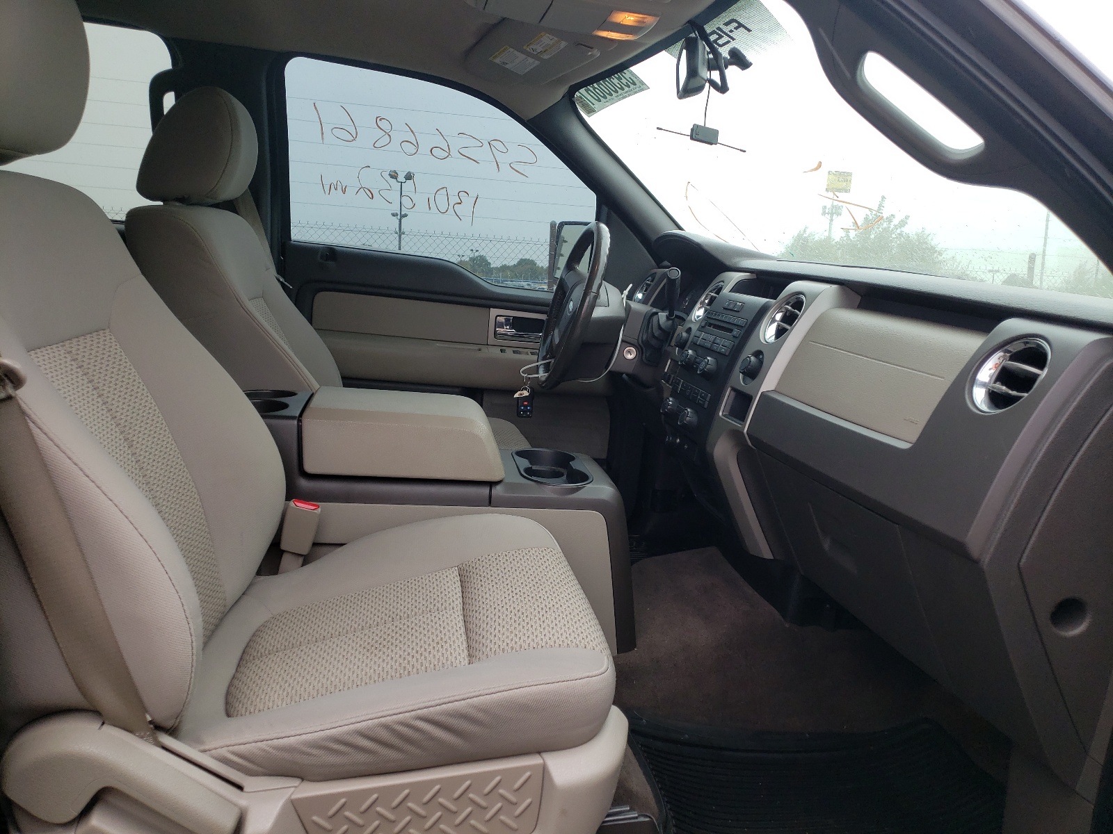 Photo 5 from auction – 2010 FORD F150 SUPER with VIN 1FTFW1EV8AFC93406