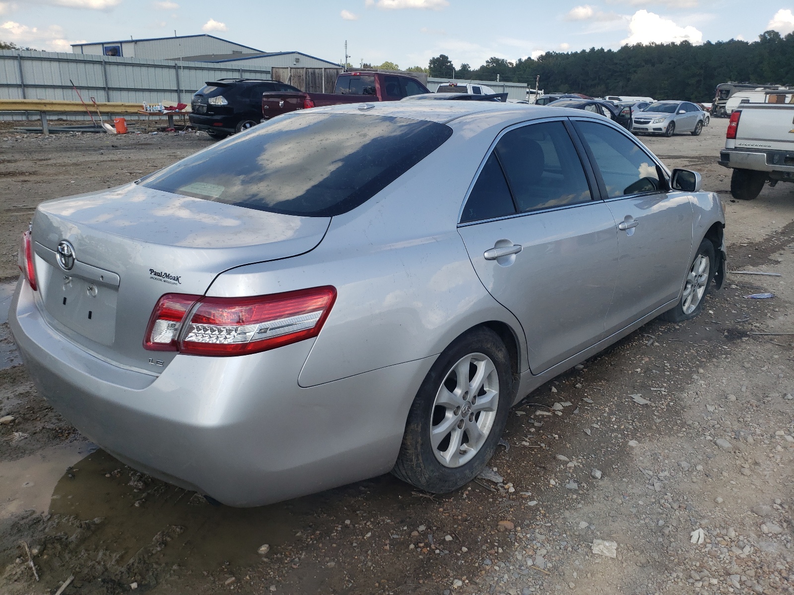 Photo 4 from auction – 2011 TOYOTA CAMRY BASE with VIN 4T4BF3EKXBR207737