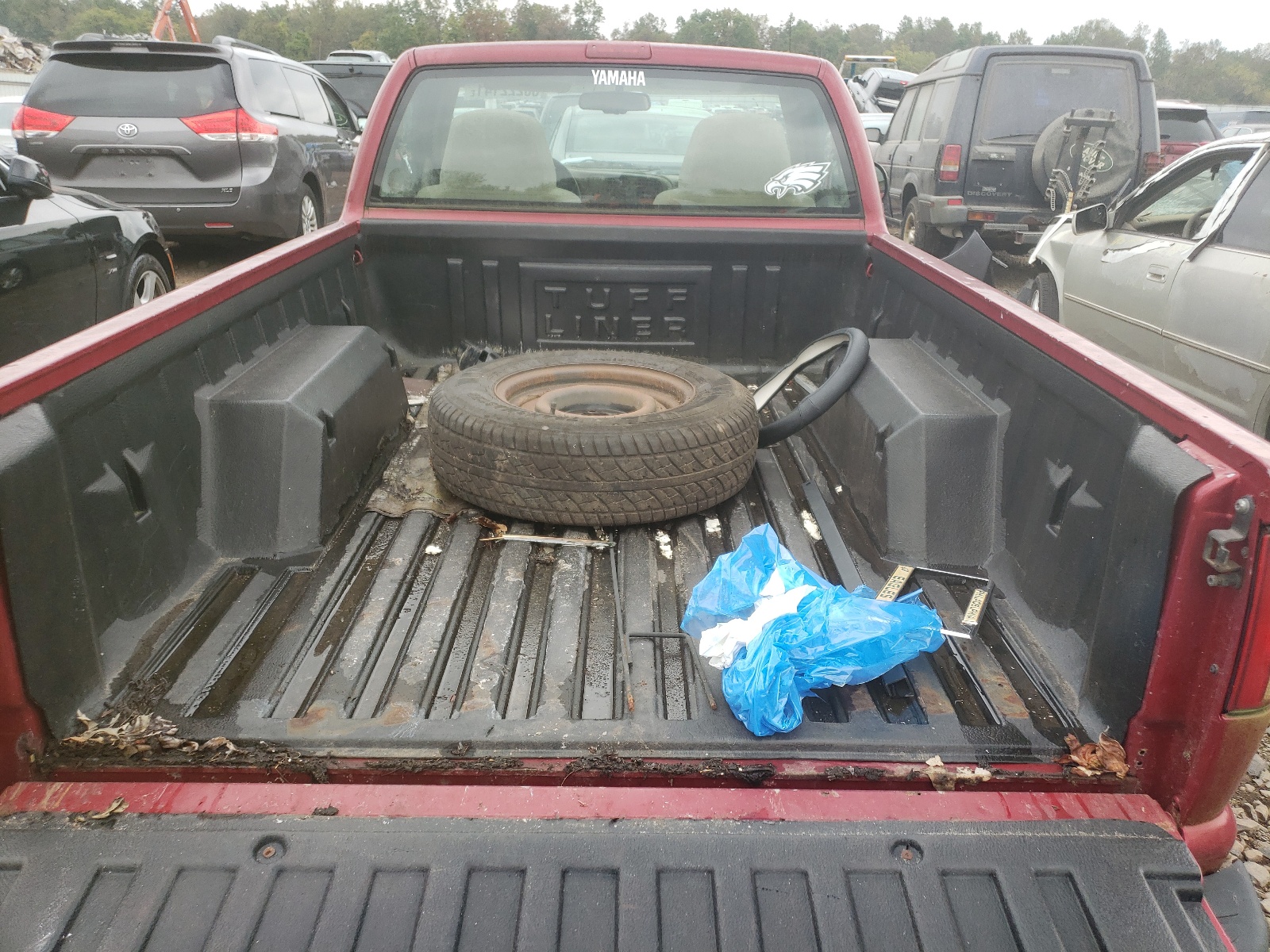 Photo 6 from auction – 1998 CHEVROLET S10 with VIN 1GCCS1442W8147649
