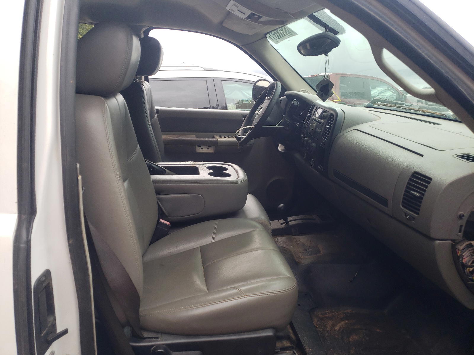 Photo 5 from auction – 2009 CHEVROLET SILVERADO with VIN 1GCHK49K09E162767
