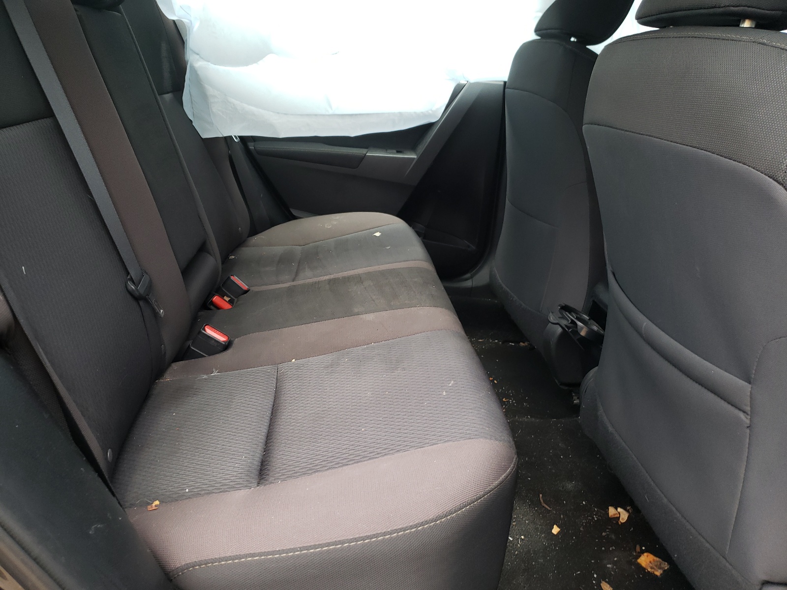 Photo 6 from auction – 2017 TOYOTA COROLLA L with VIN 2T1BURHE6HC765524