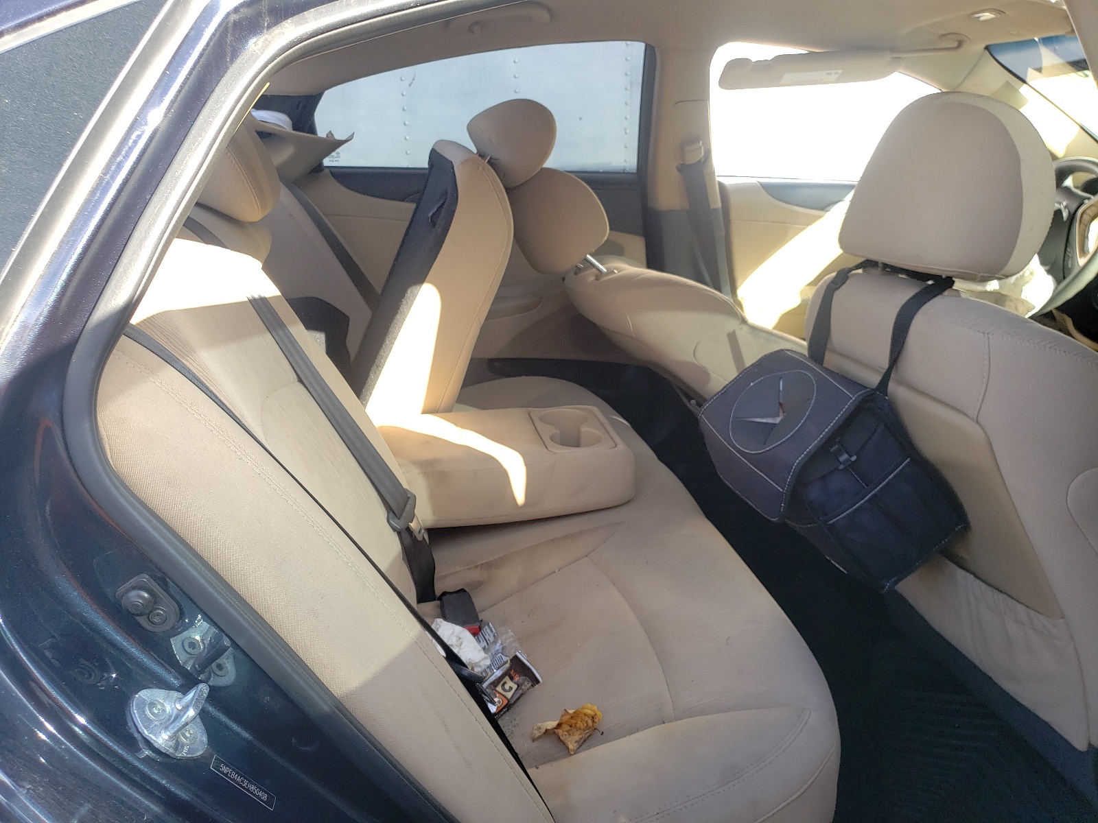 Photo 18 from auction – 2014 HYUNDAI SONATA GLS with VIN 5NPEB4AC3EH850408